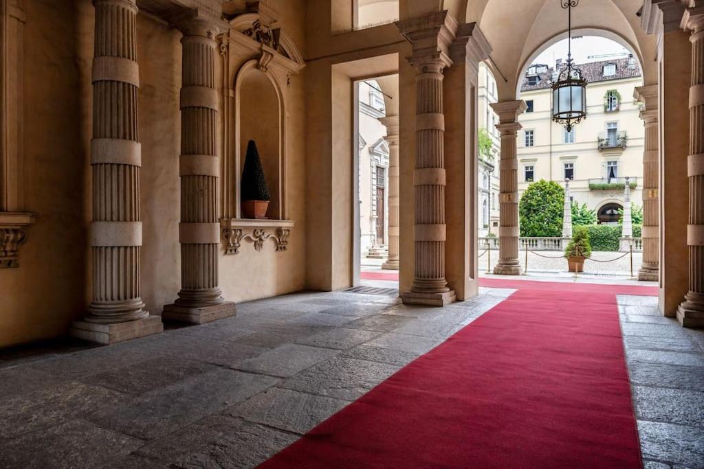 Art Heaven-Suite Graneri in Torino Centro view 3