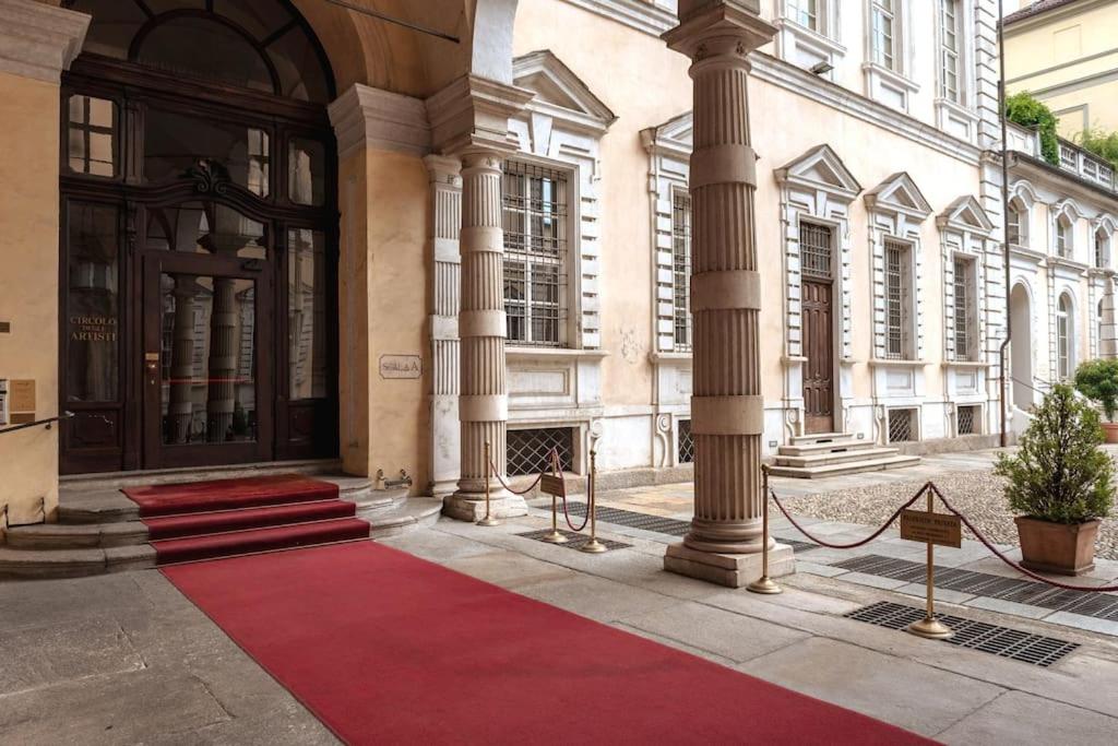 Art Heaven-Suite Graneri in Torino Centro view 4