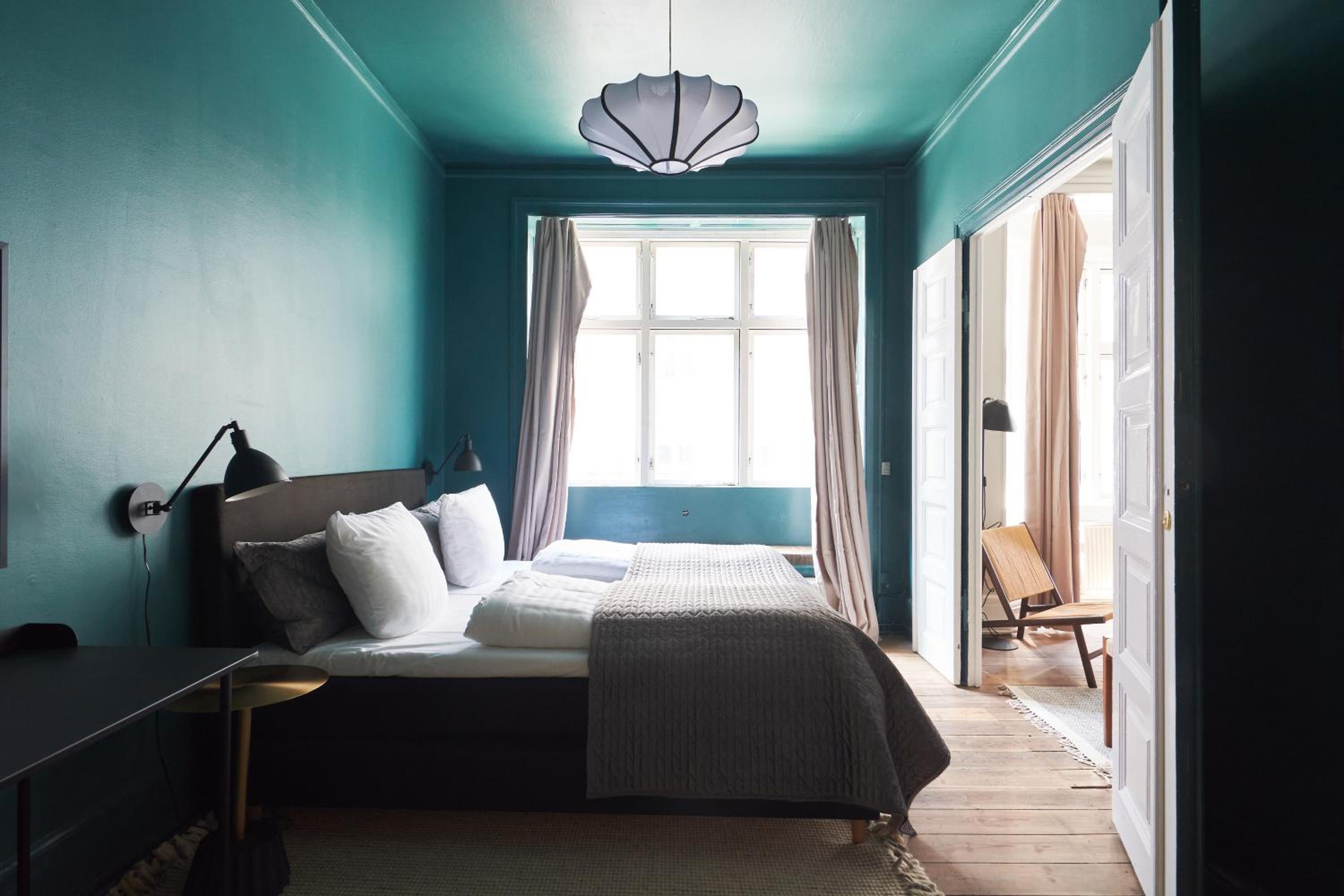 Perfect for Friends & Families 2 Bedroom Apartment in CPH view 3