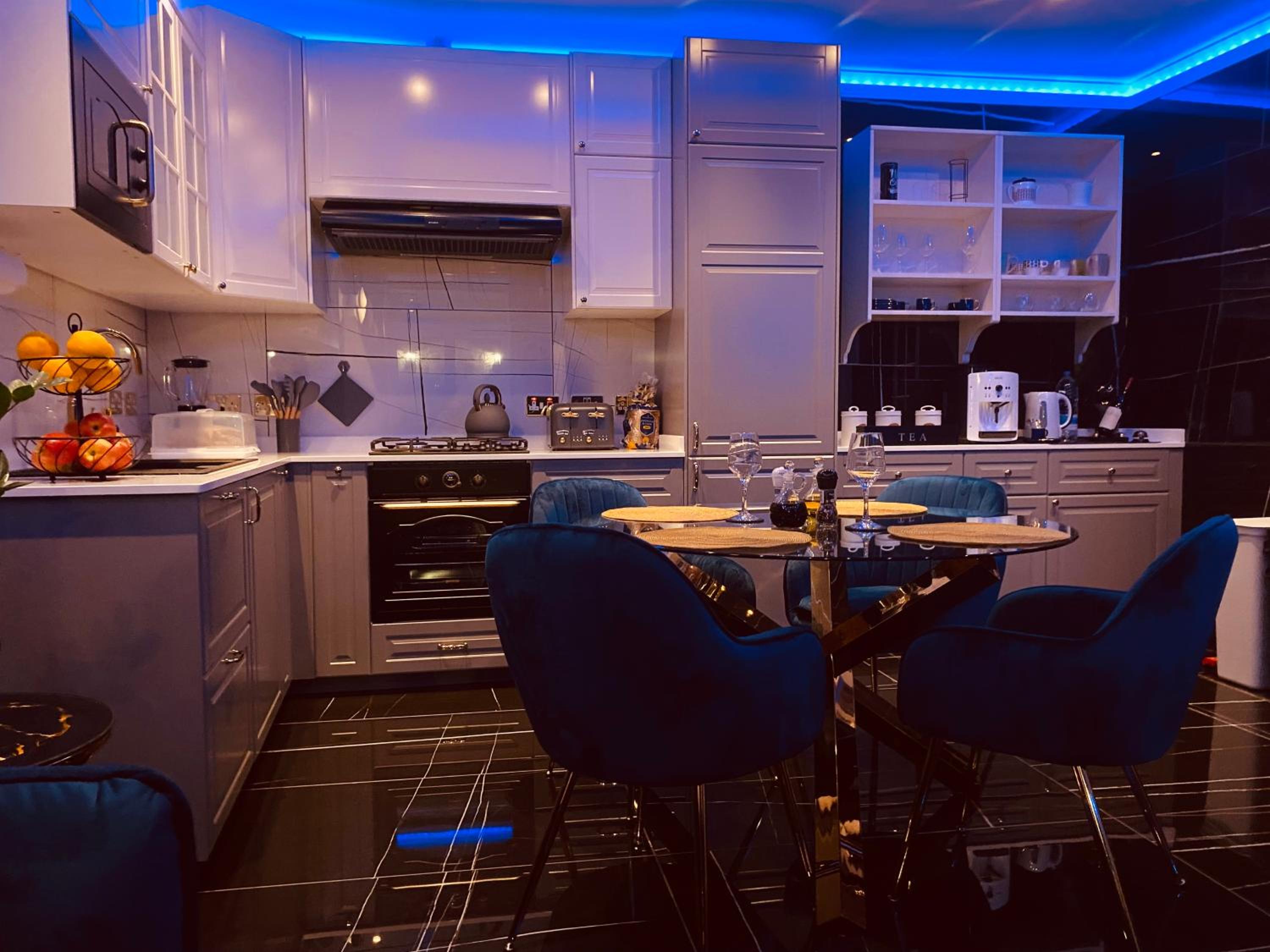 Azure Gold Apartment