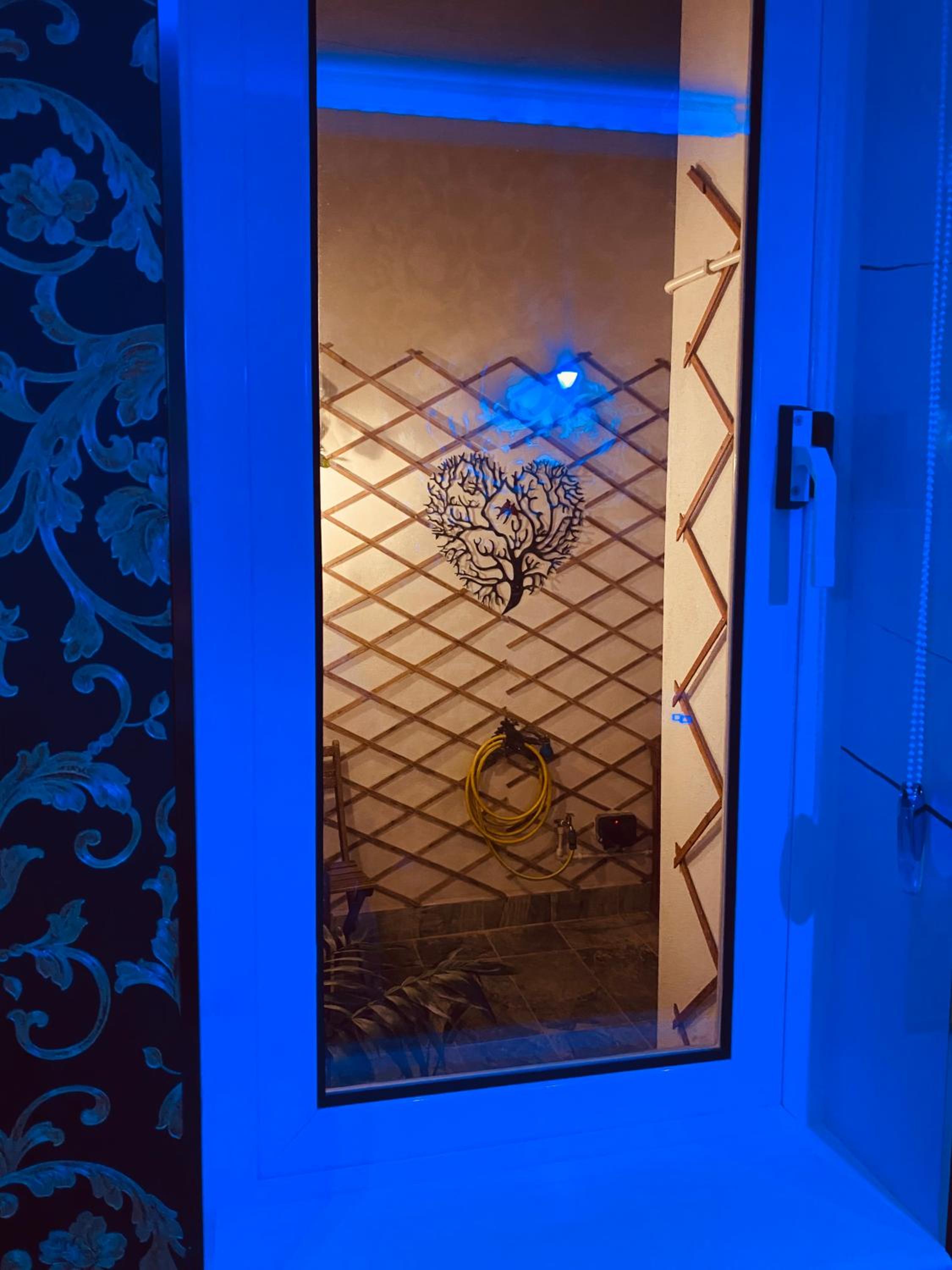 Azure Gold Apartment