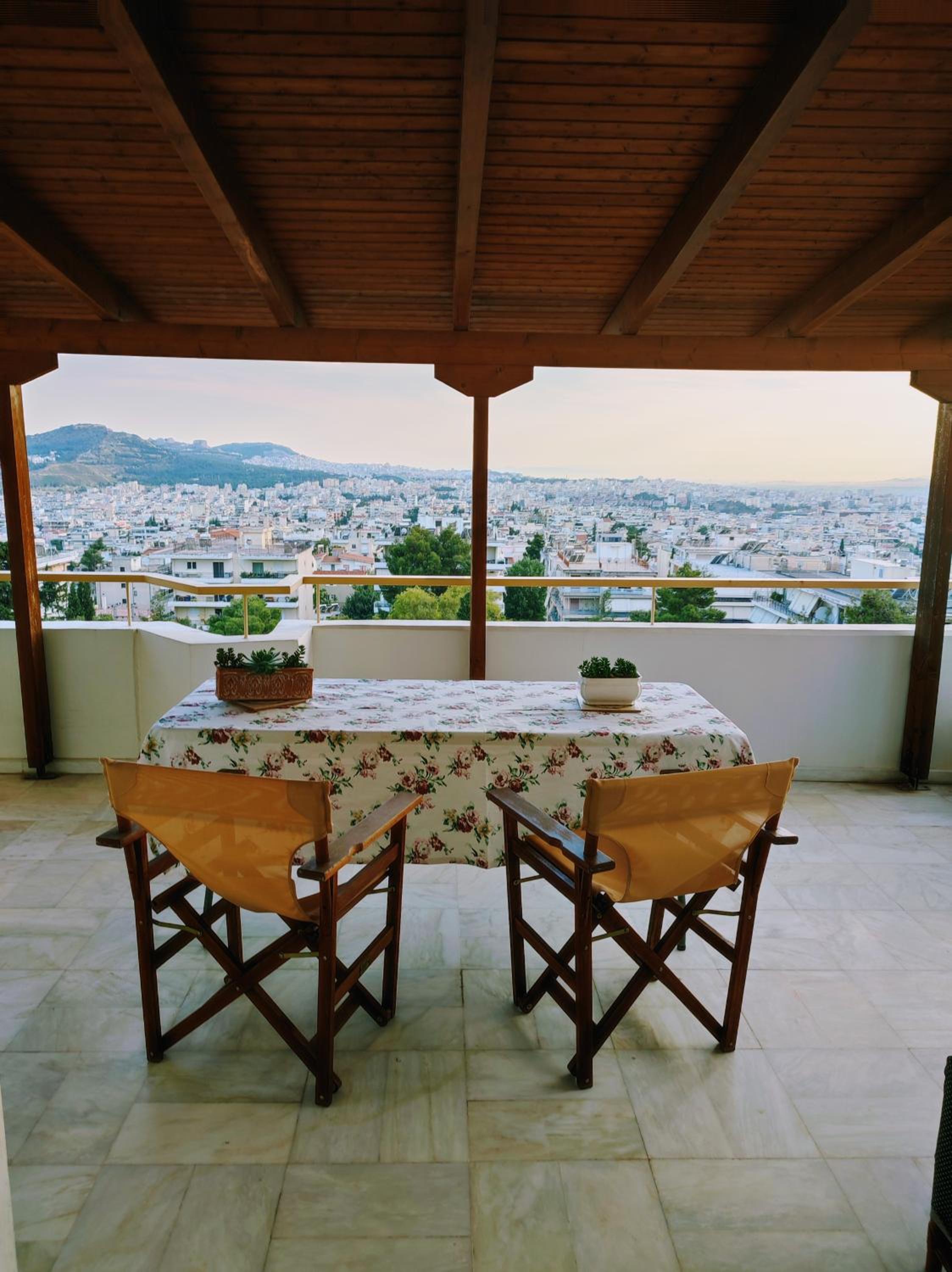 STUNNING VIEW IN ATHENS