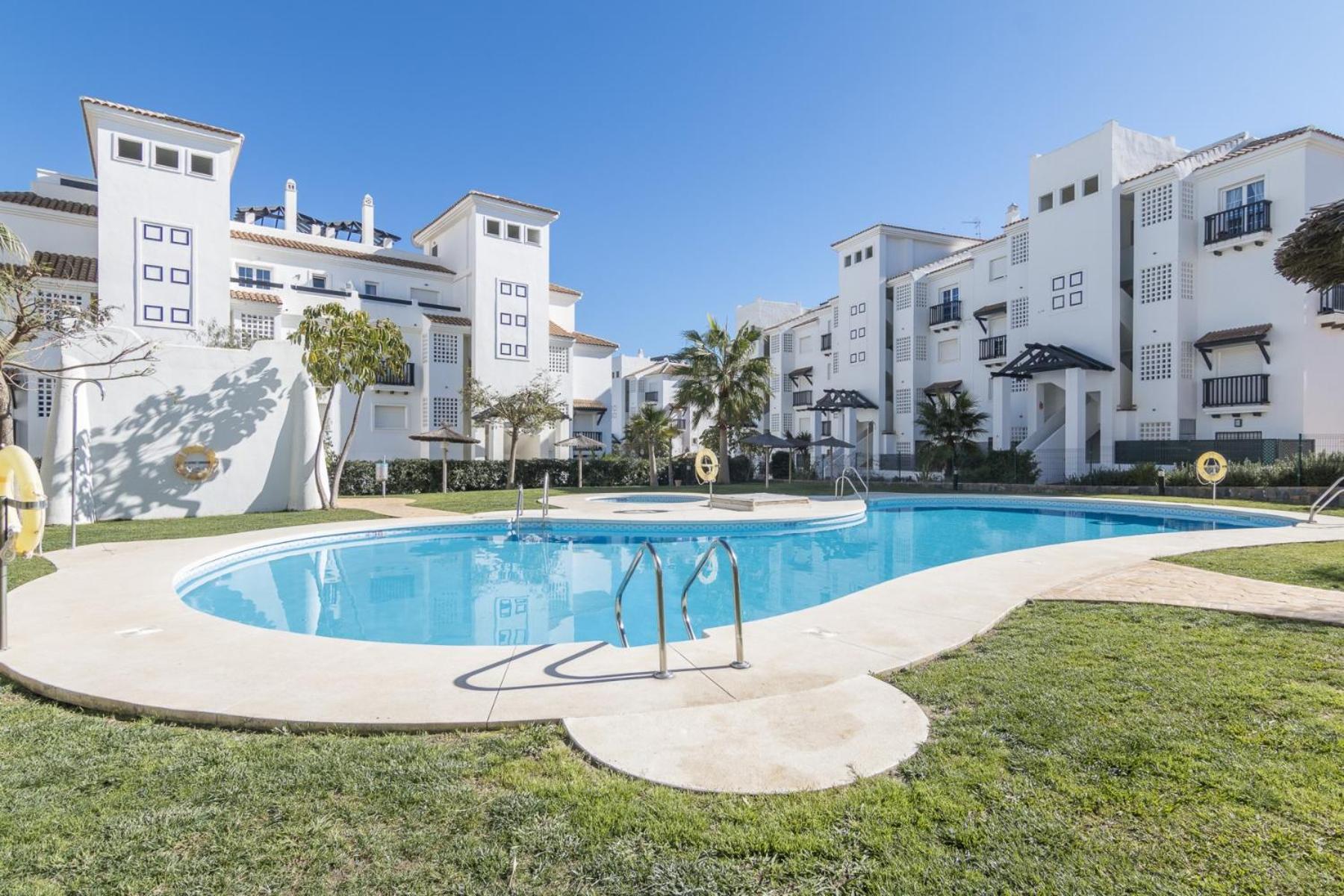 2197-Superb 2bedrooms in residence with pool! view 2
