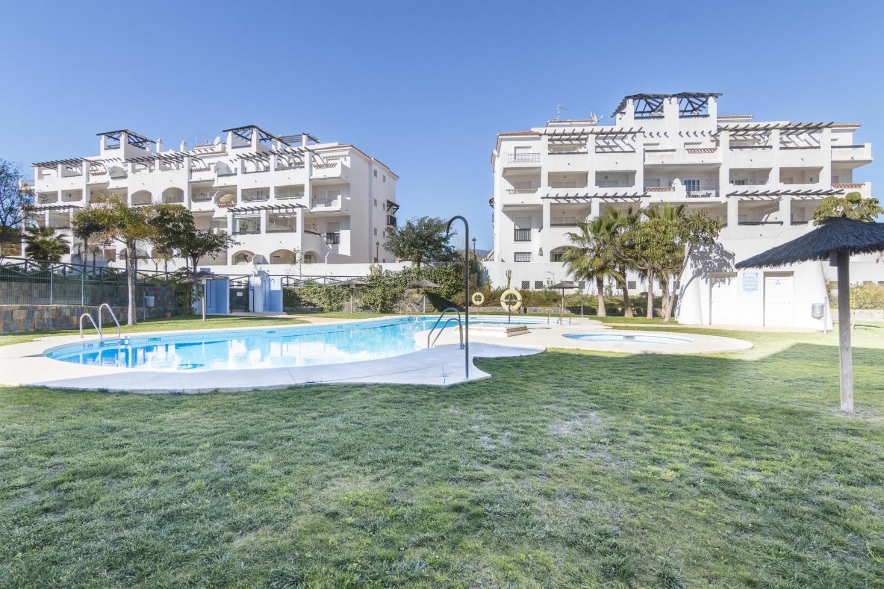 2197-Superb 2bedrooms in residence with pool! view 3
