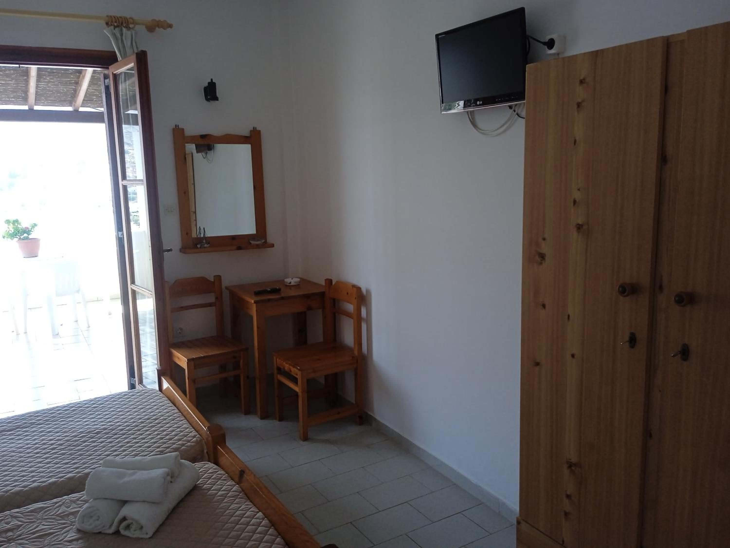 Photo 19