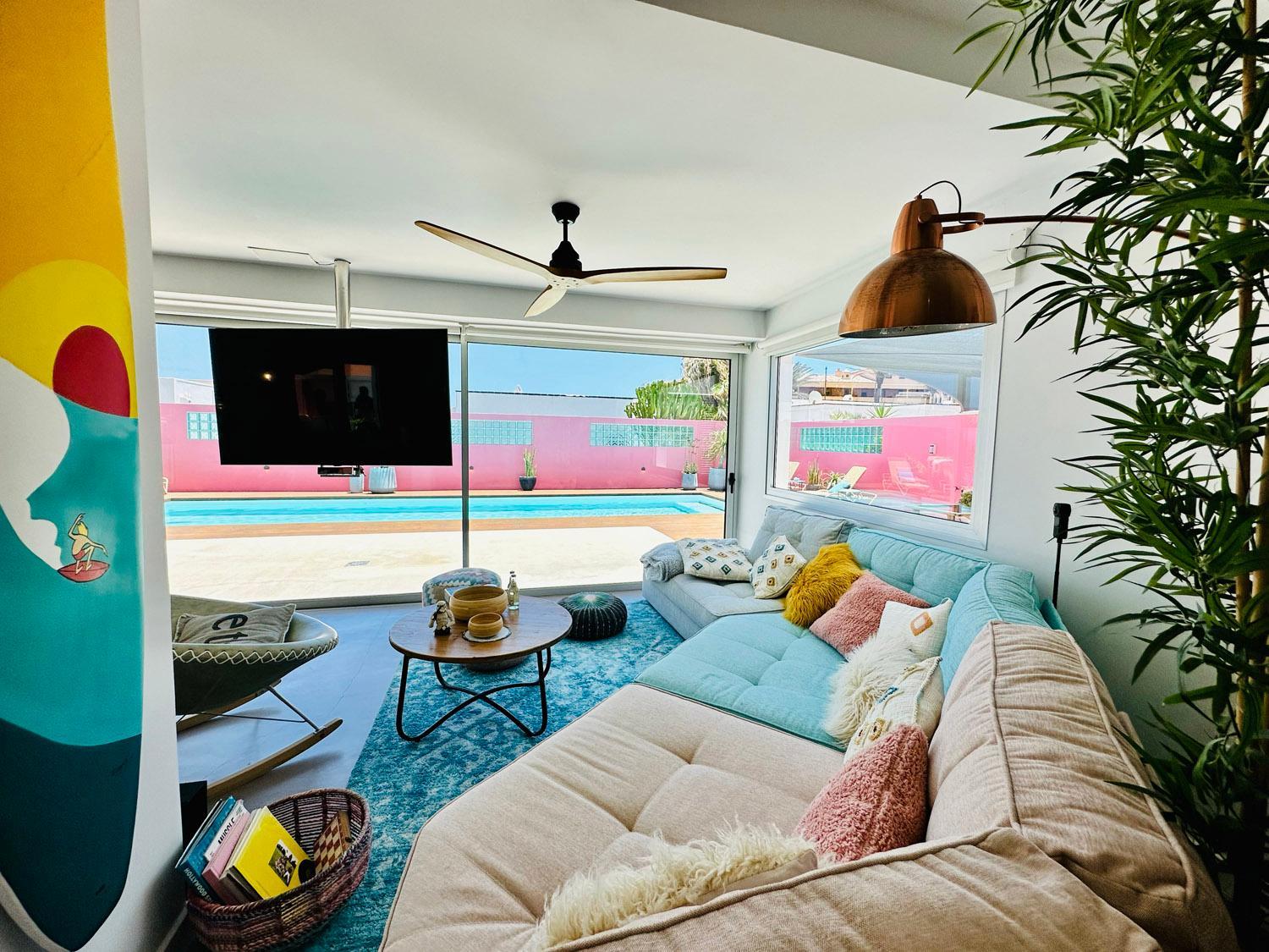 lounge