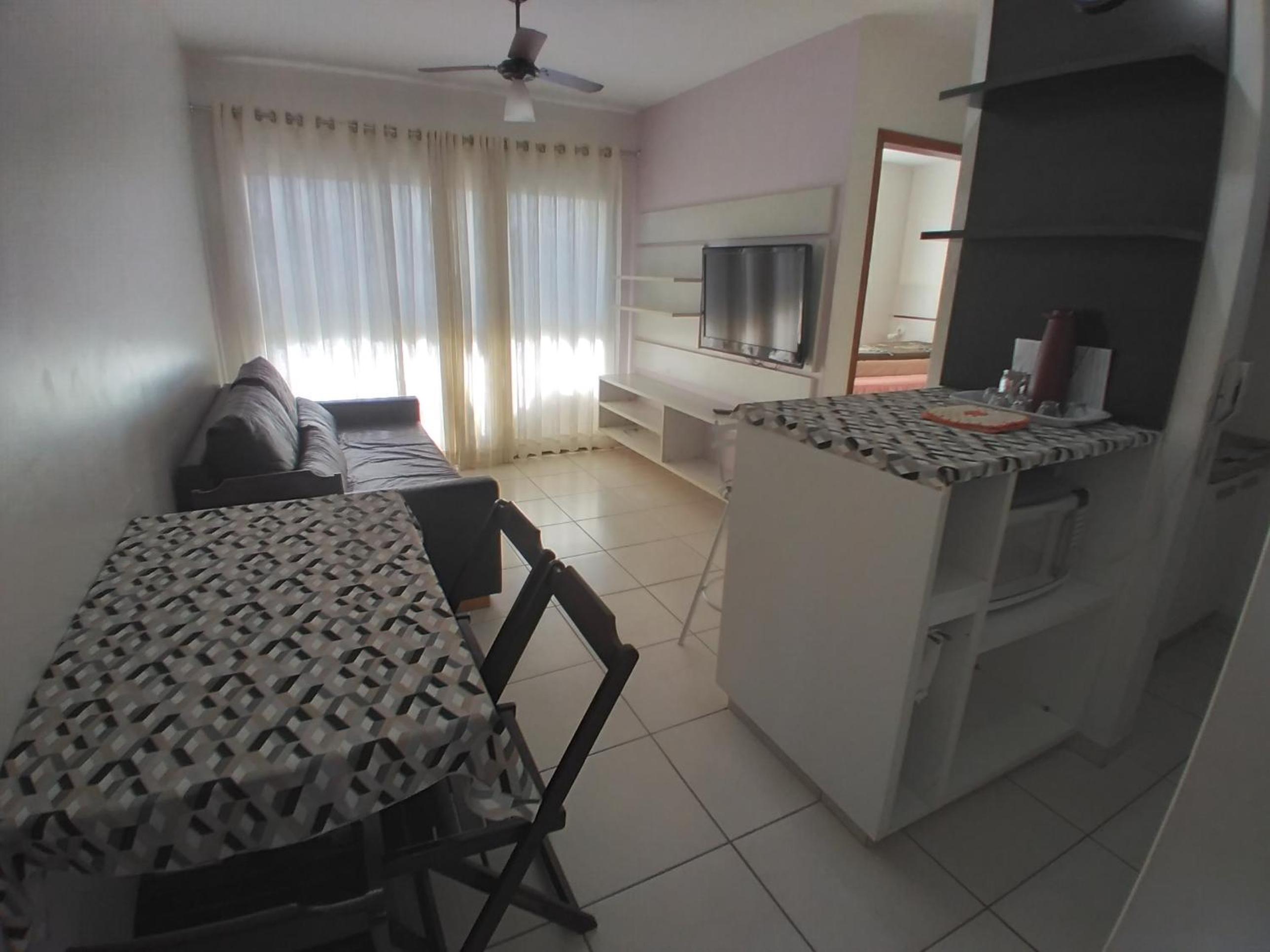 Belo Apartamento no ALDEIA DO LAGO em Caldas Novas
