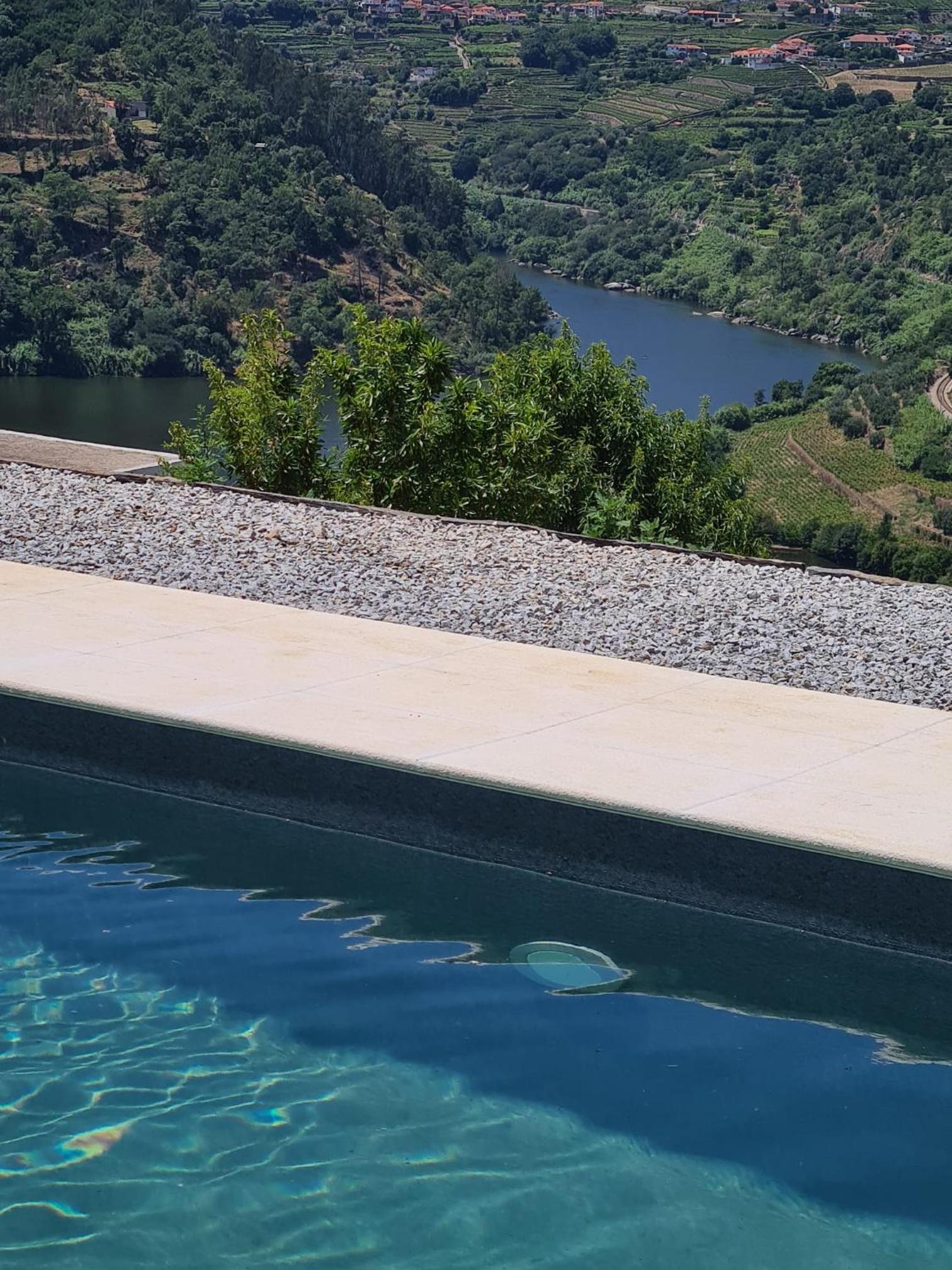 Quinta do Fojo Valonguinho, Barrô