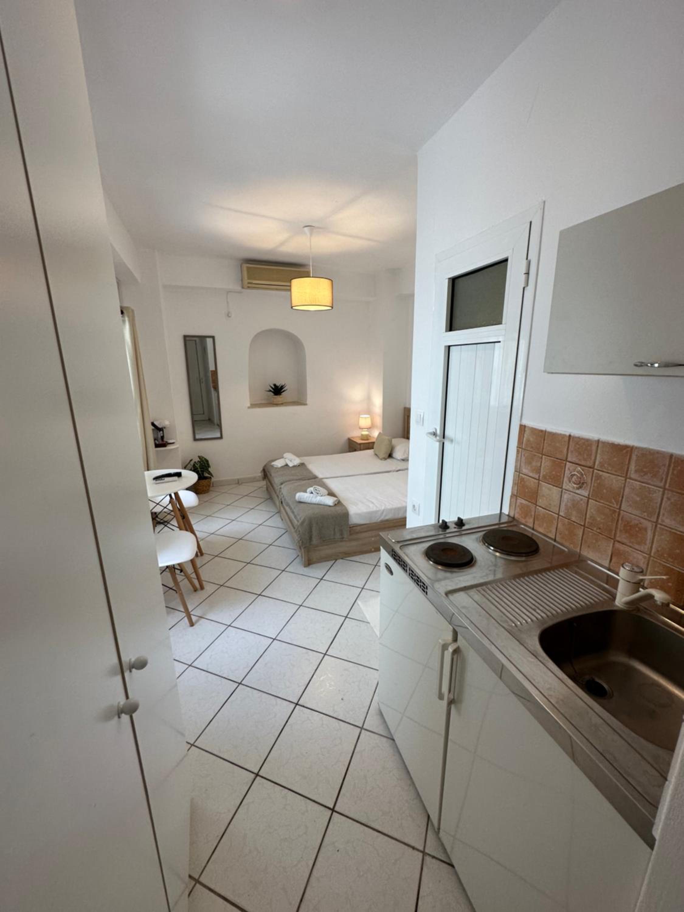 Valente Rooms Kythira