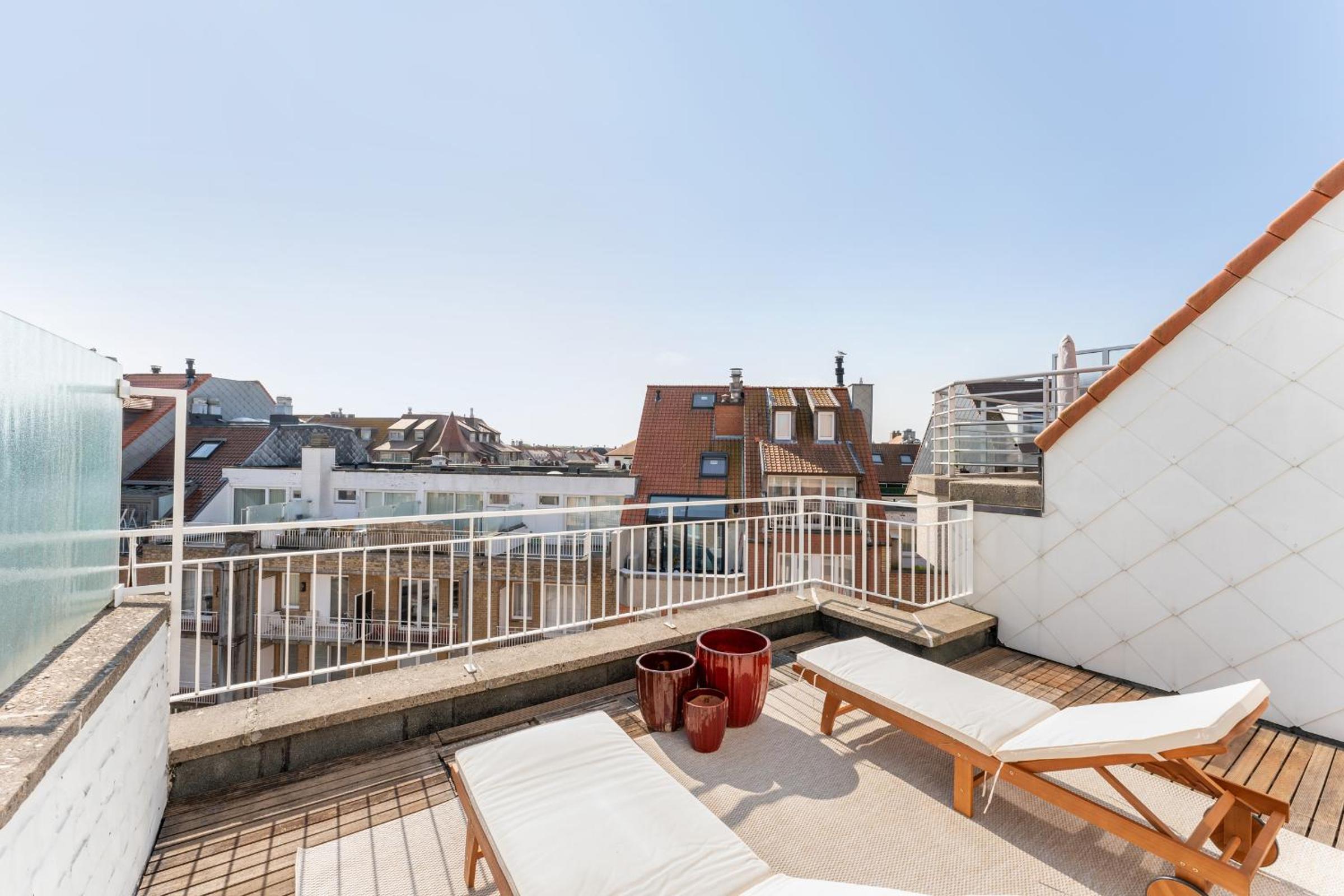 Romantisch luxe penthouse met 2 zonneterrassen