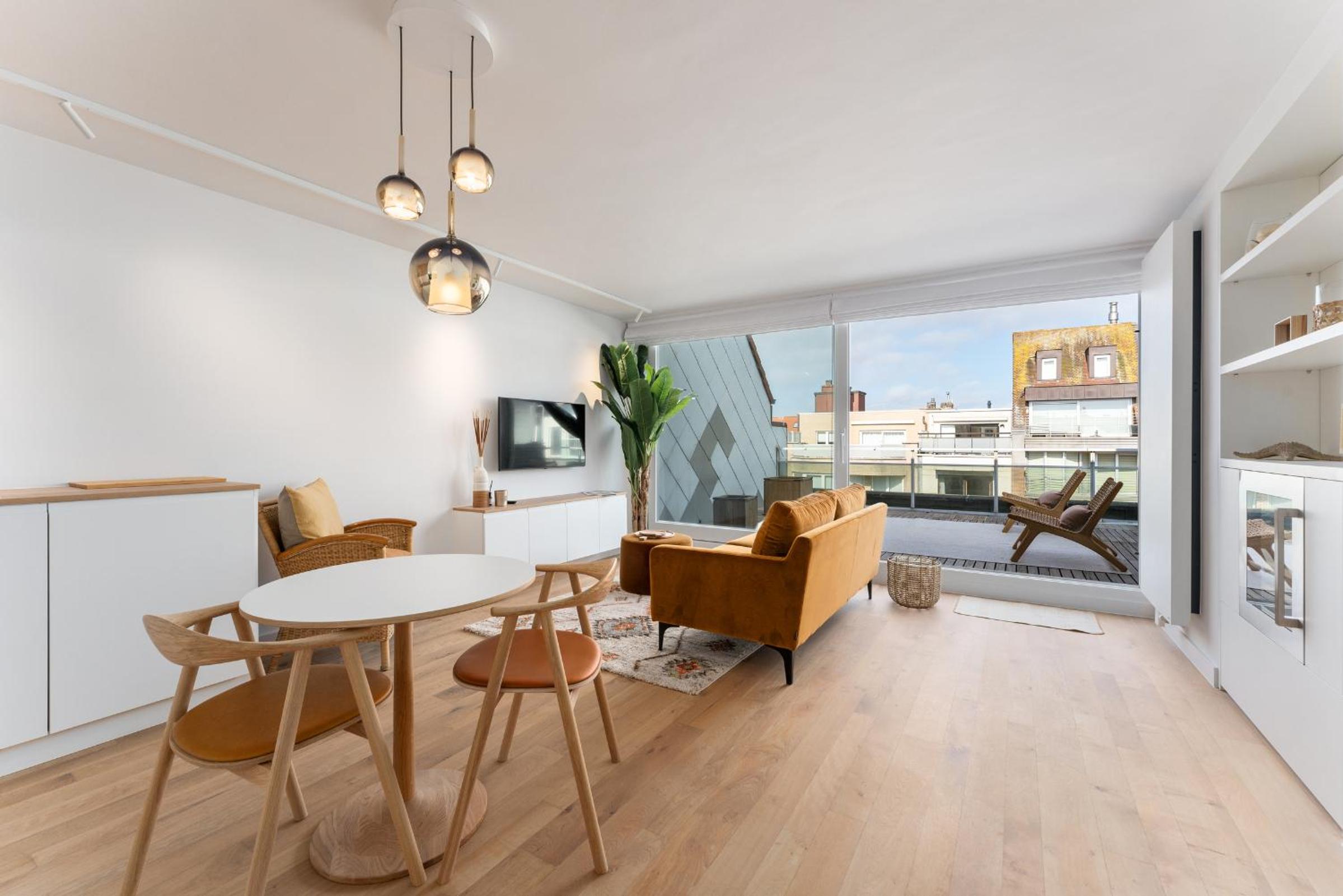 Romantisch luxe penthouse met 2 zonneterrassen