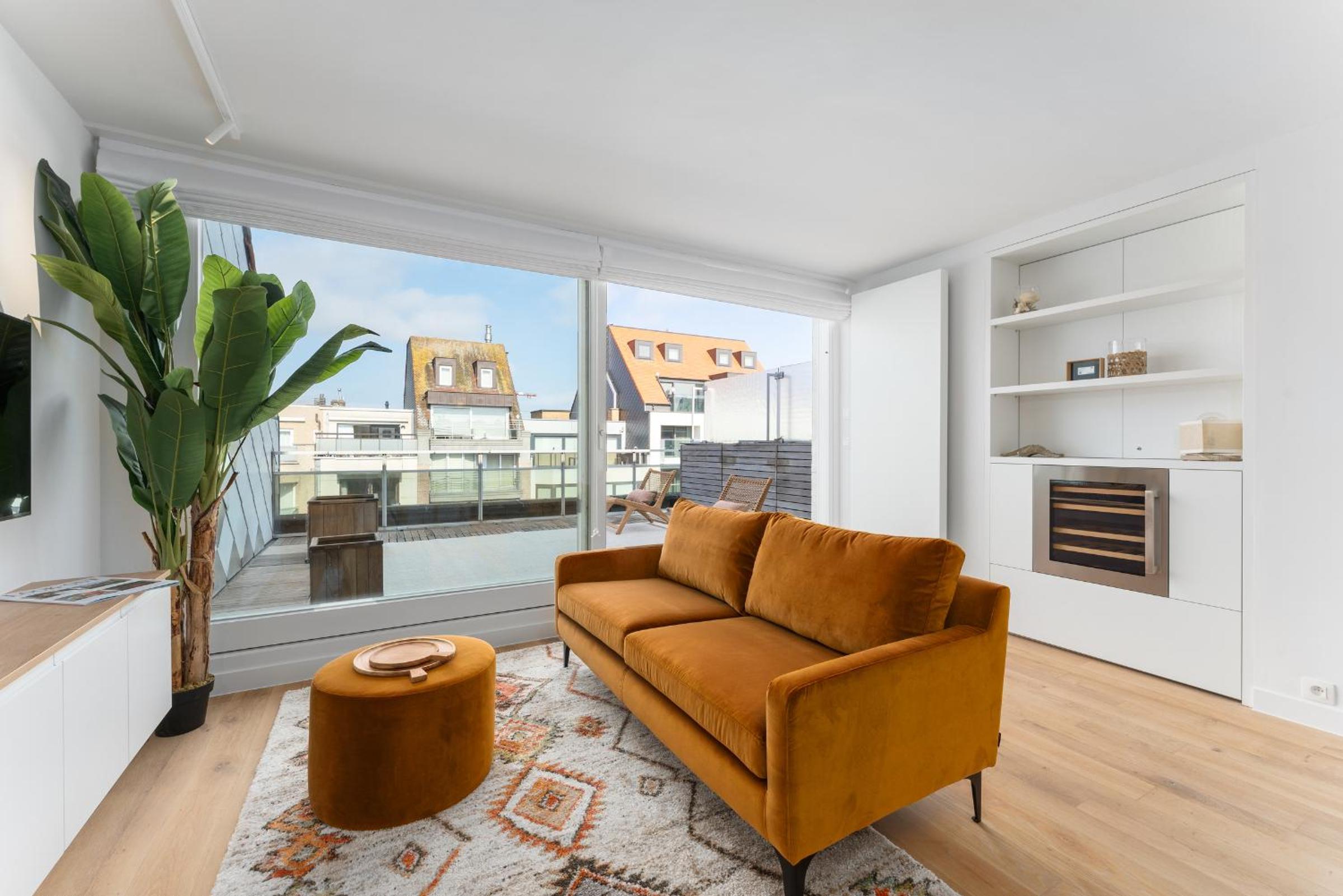Romantisch luxe penthouse met 2 zonneterrassen