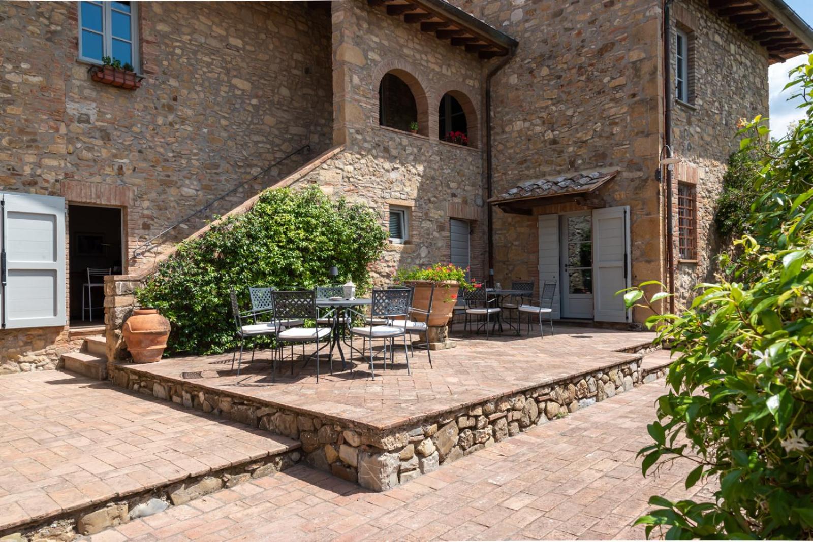 Photo 64