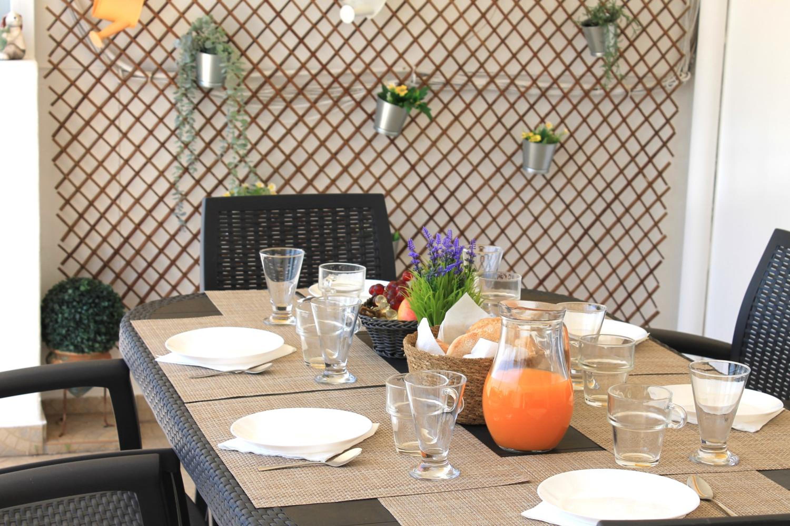 Casa do Limoeiro en Albufeira — dining