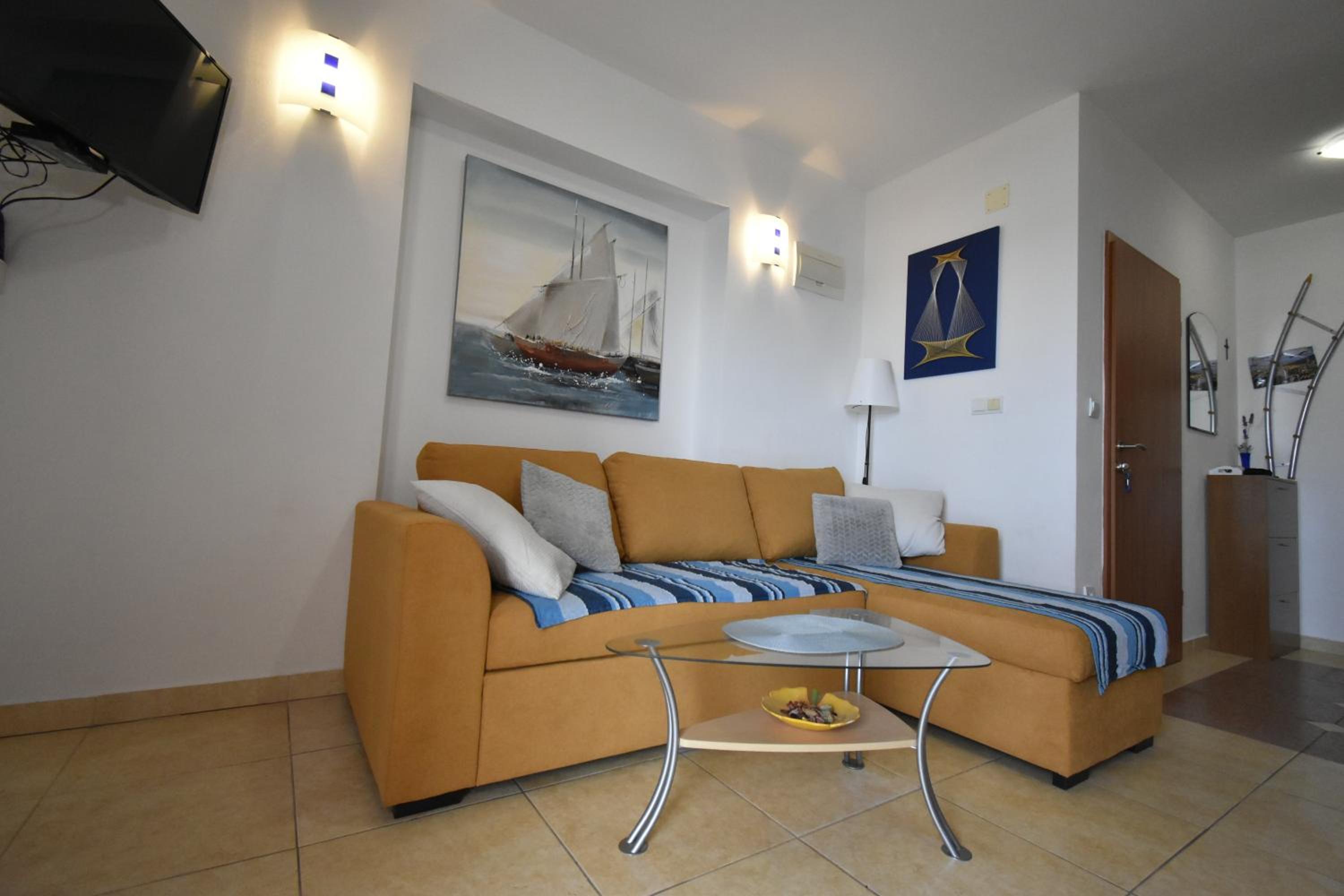 Apartments Jasna
