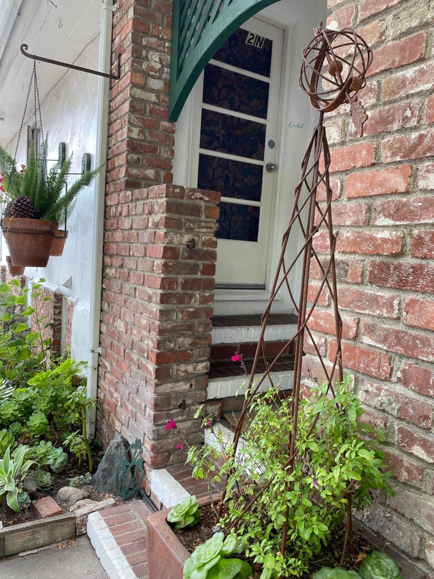 Carmel Garden Inn