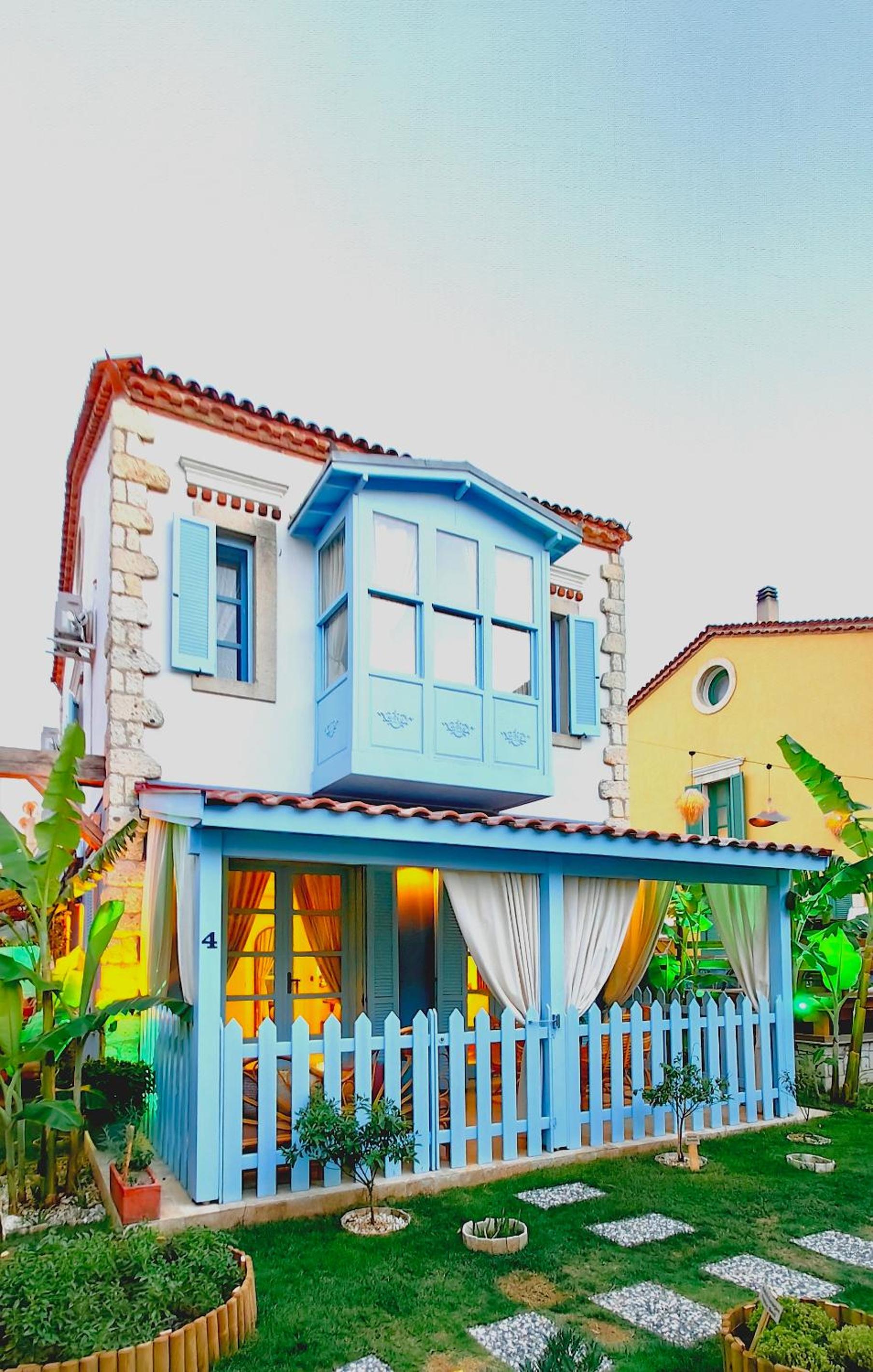 Hotel Banana Alaçatı Wellness Hotel - Adults Only - Image 1