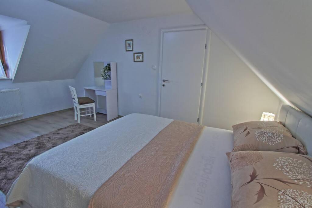 Apartman Humac