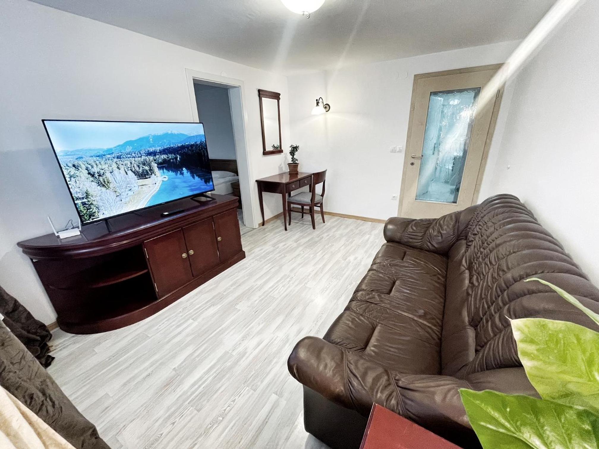 Papas Apartment