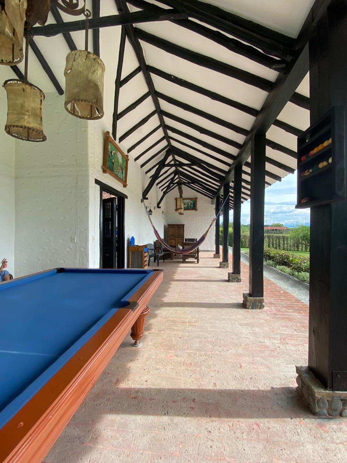 CASA CAMPESTRE LA CAMPIÑA LA VICTORIA Valle del Cauca ESPACIO COMPLETO