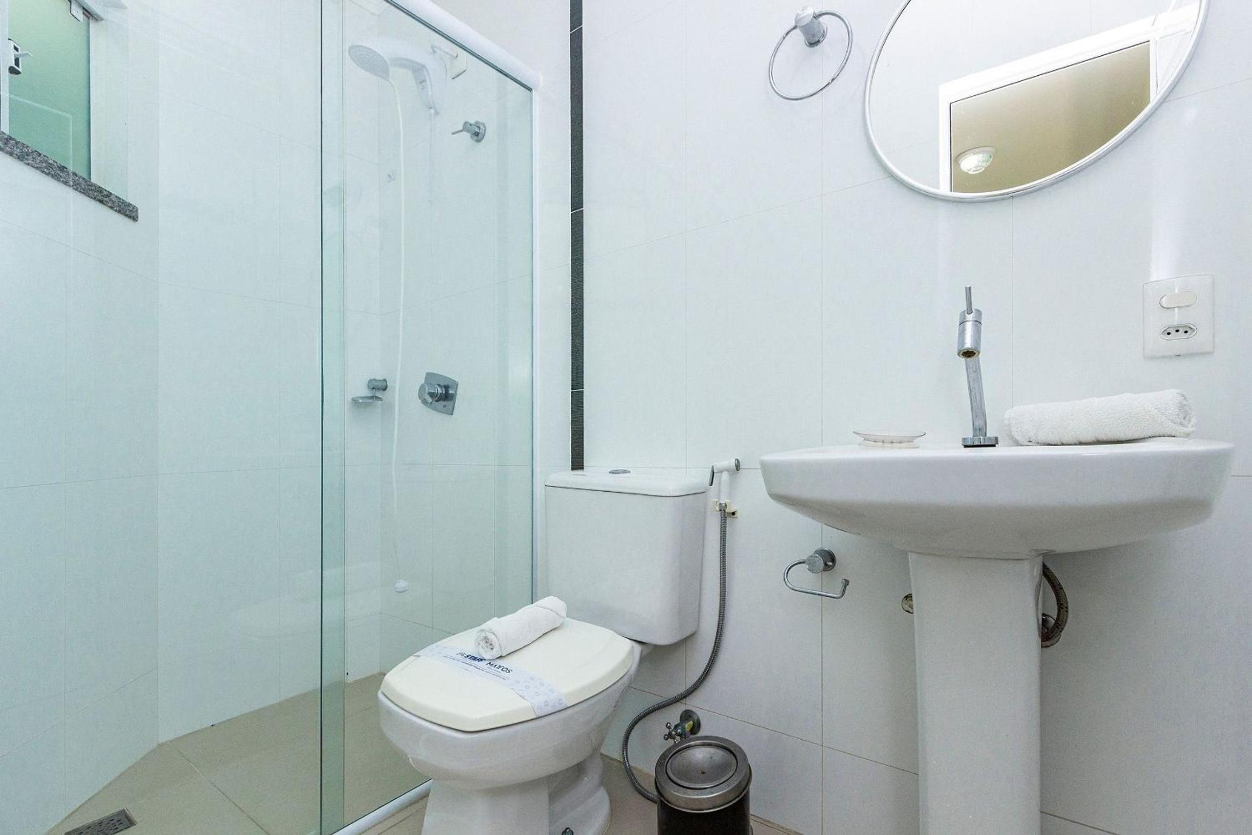 Solar das Ilhas 303 – Linda Cobertura Duplex com Piscina Privativa e Vista Panorâmica para o Mar de Quatro Ilhas.