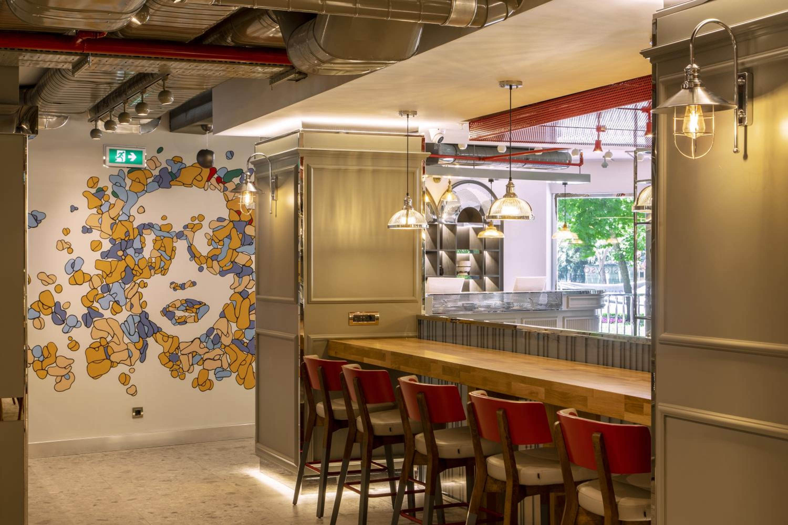 Stayso The House Otel - Image 136