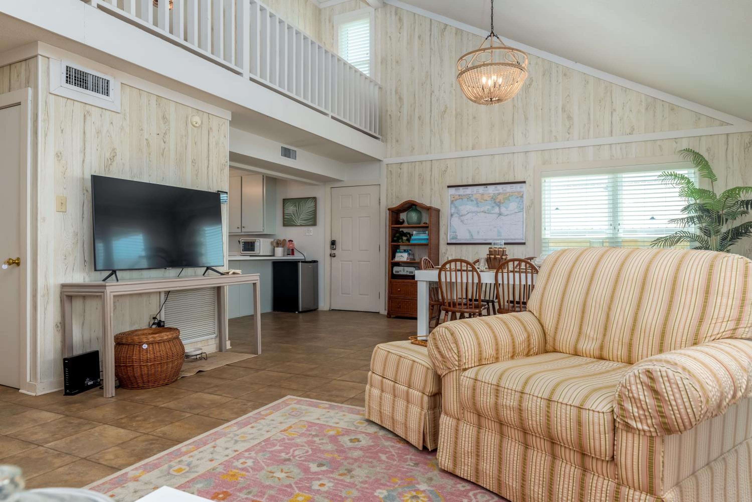 Bridgeview Cottage - 2228 Mallard home view 5