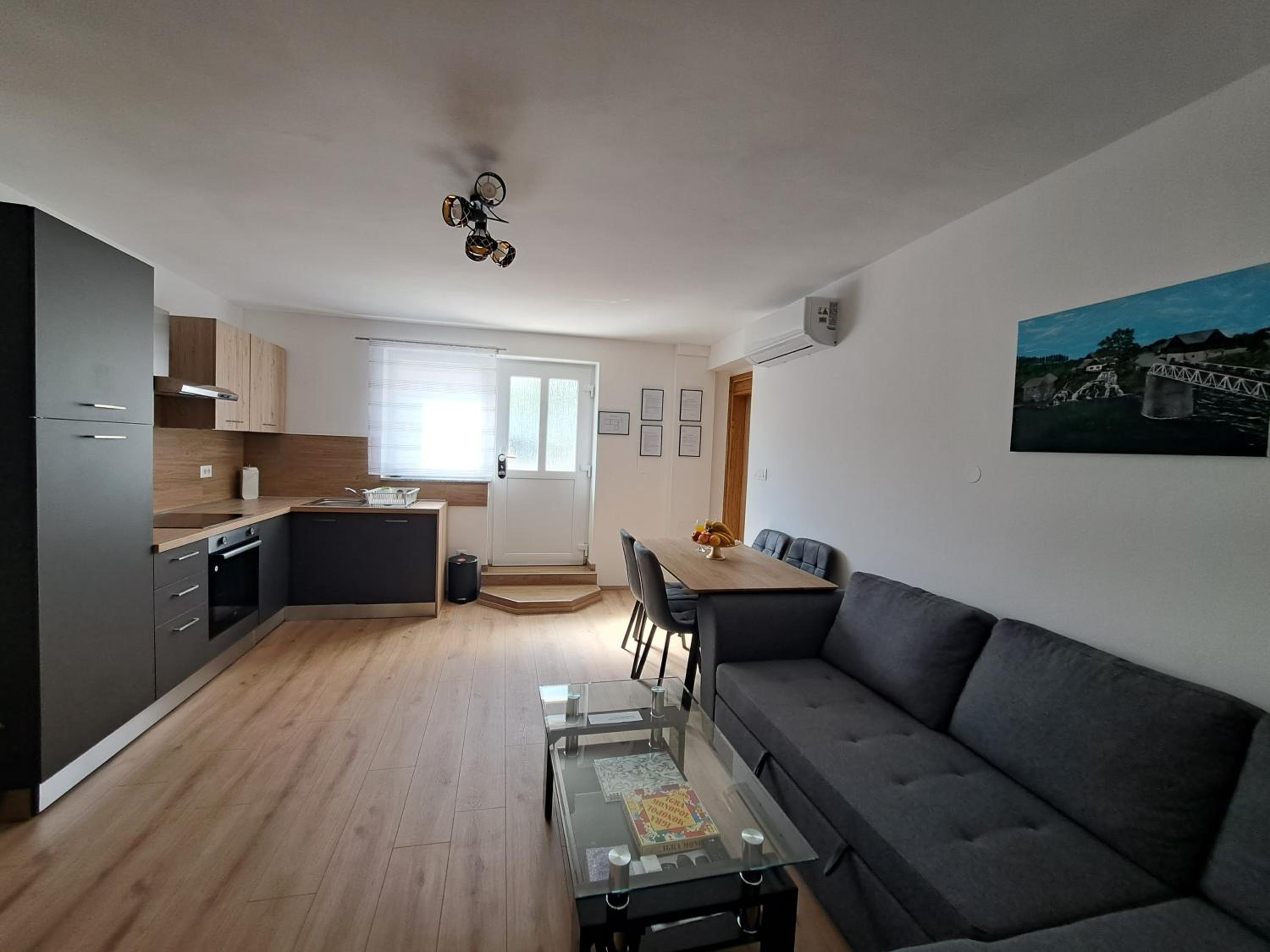 Apartment Dado