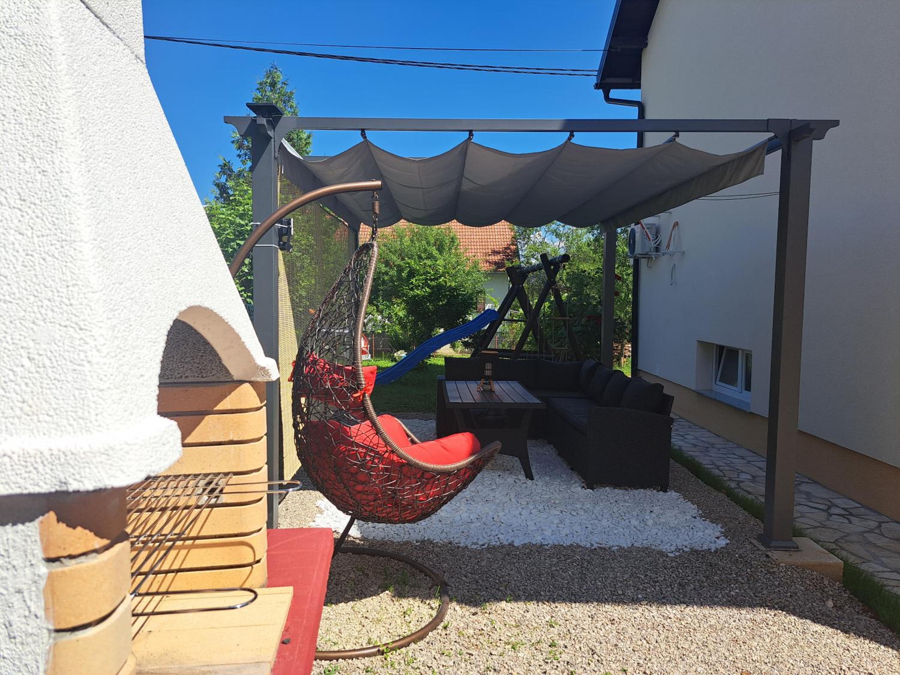 Apartment Dado