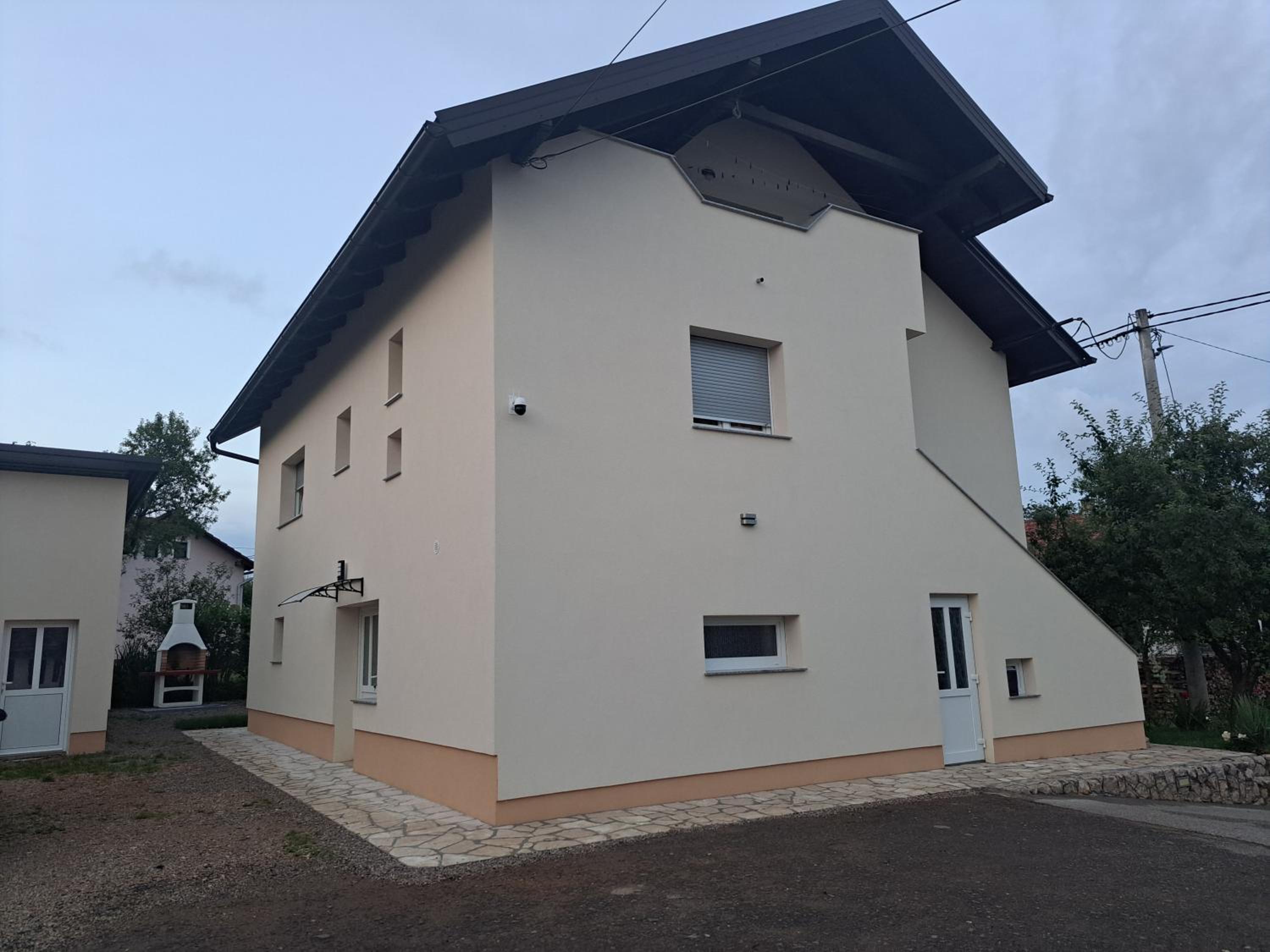 Apartment Dado