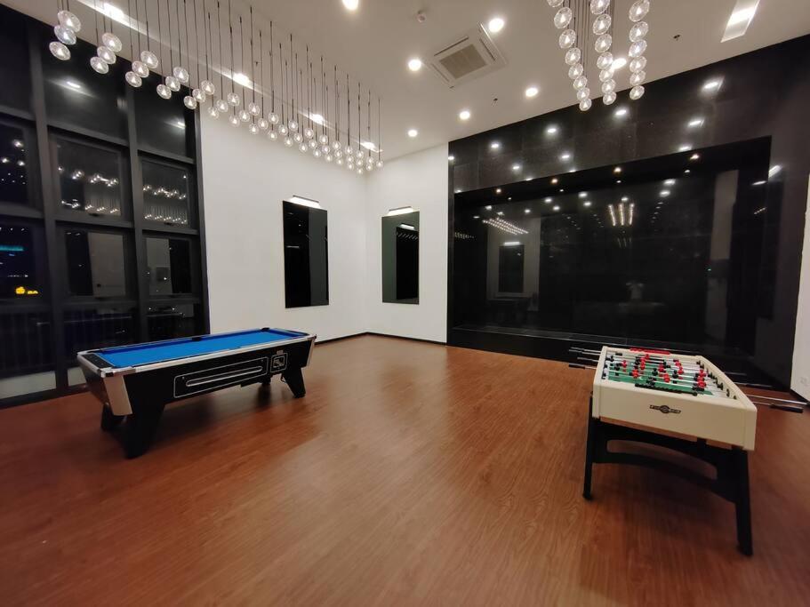 Chambers Residence by Fantastic, Balcony KLCC View