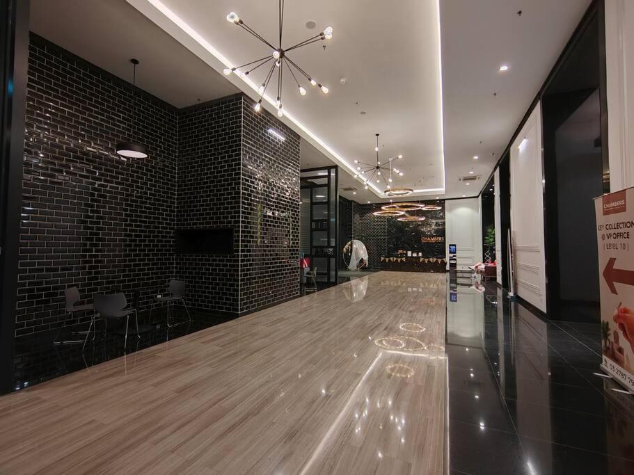 Chambers Residence by Fantastic, Balcony KLCC View