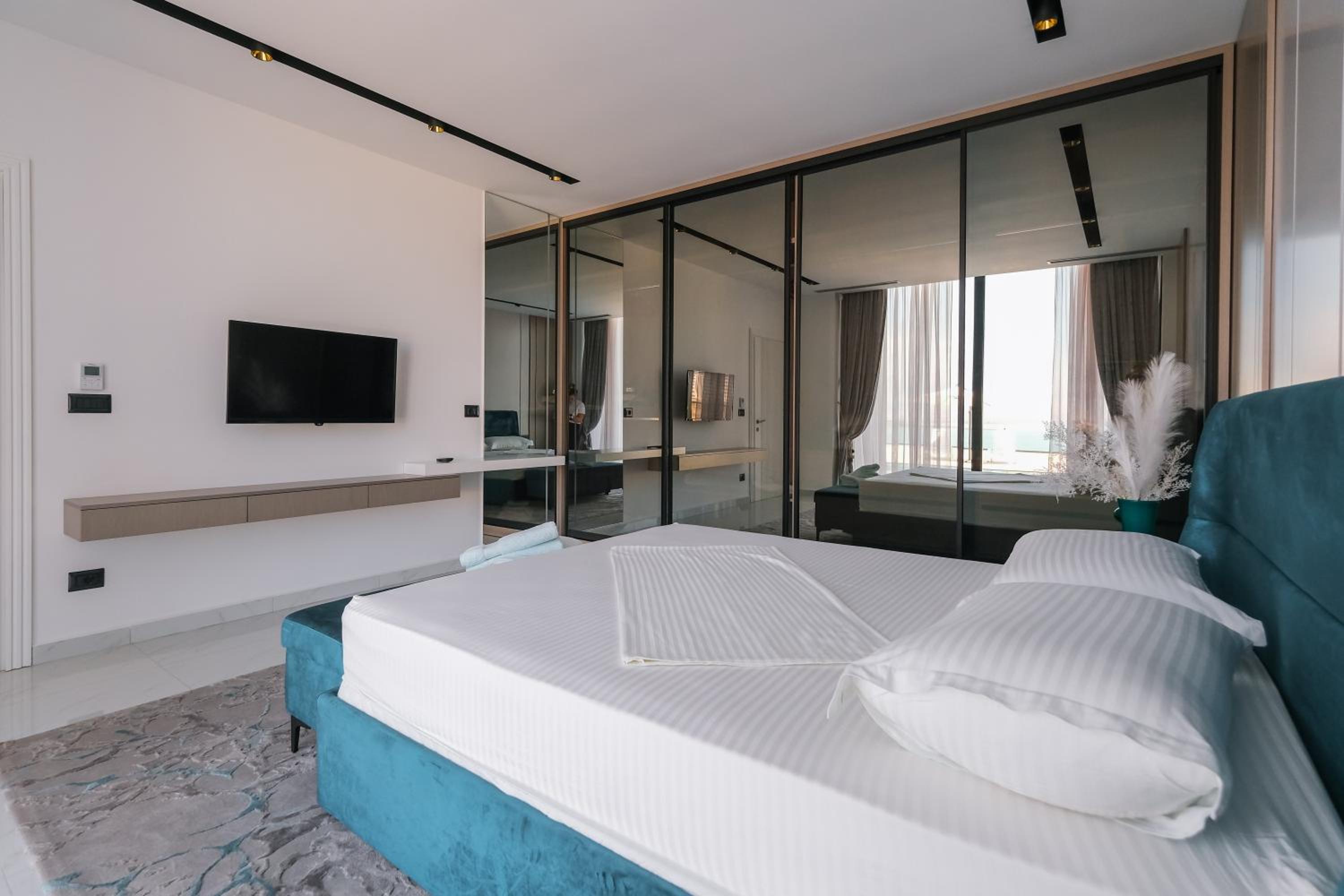 The Panoramic Villa by PikHost