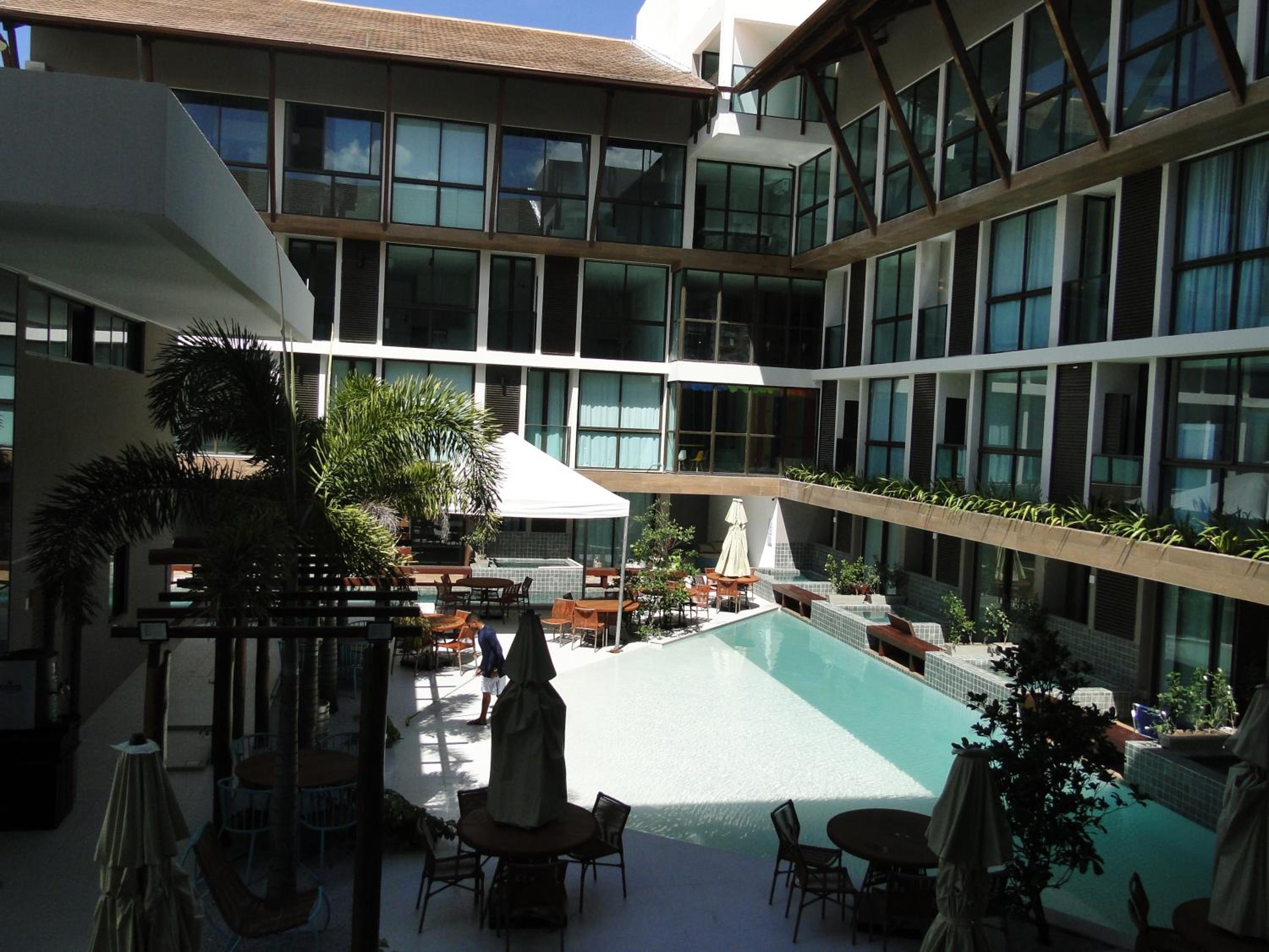 SUNNY HALL