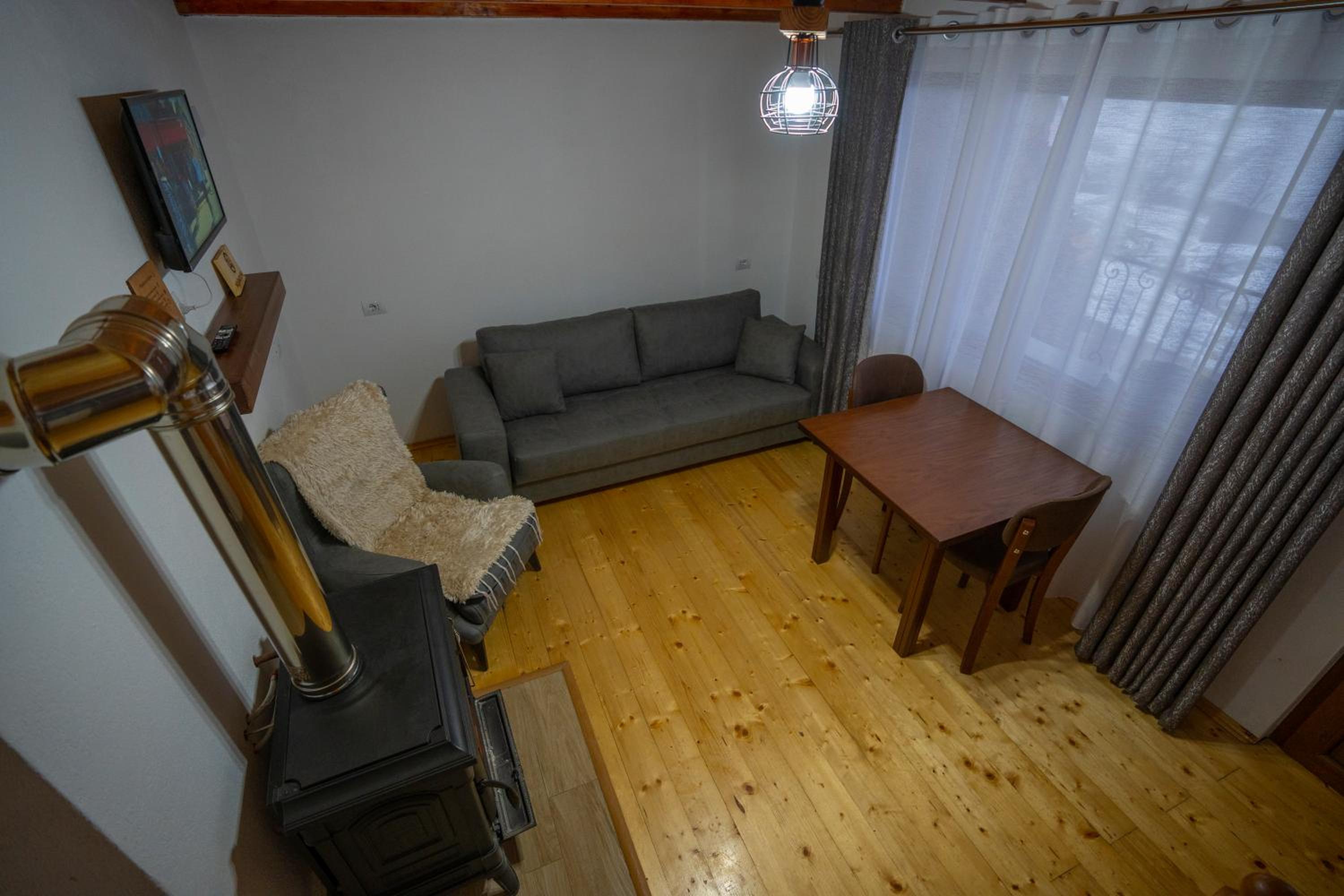 Vila Alpini Lepushe