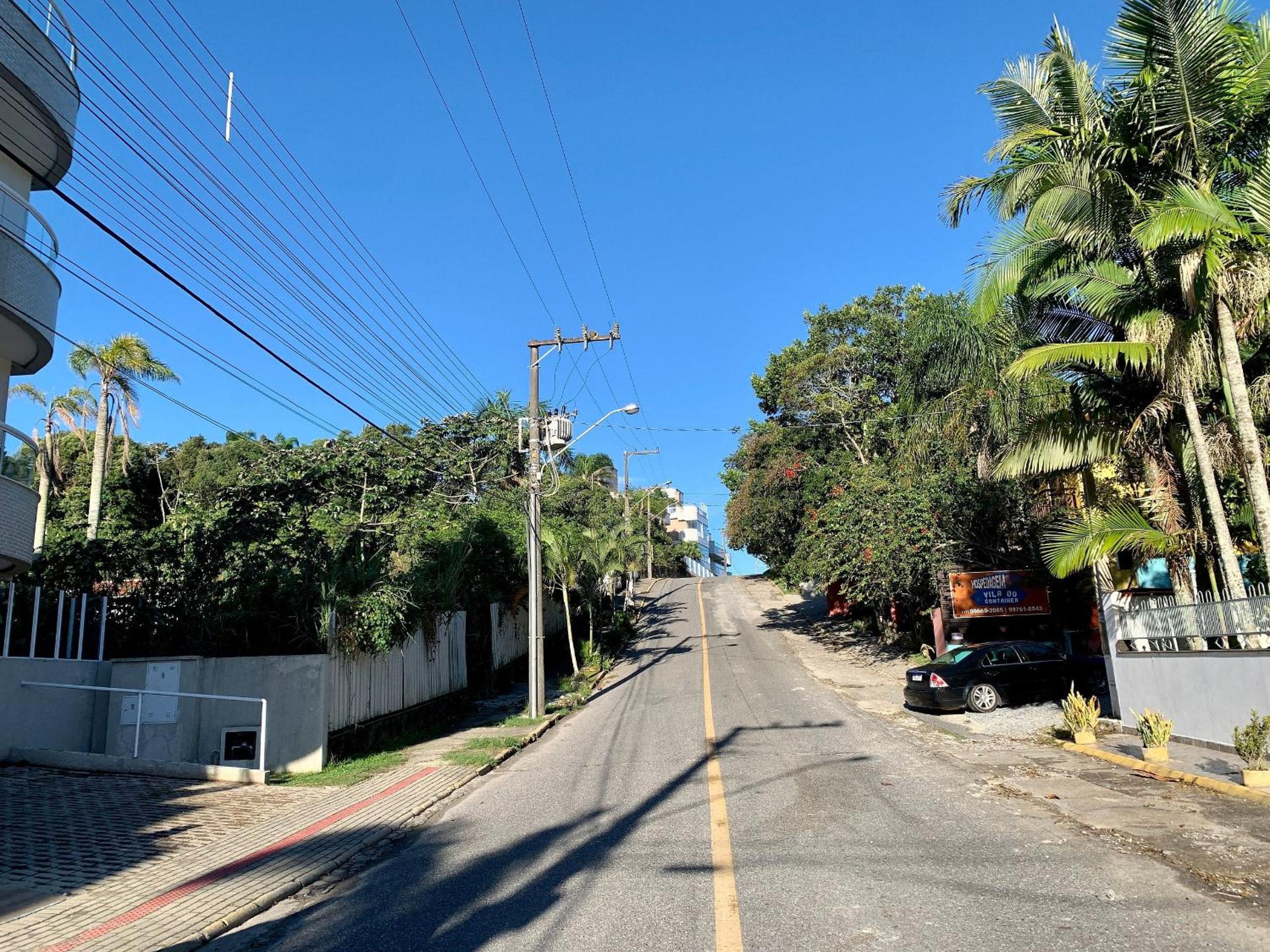 Residencial Viapiana - Condomínio no Centro de Bombinhas próximo a praia de 4 Ilhas
