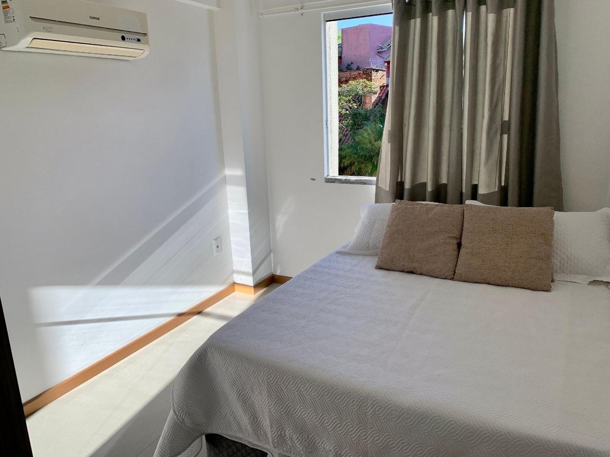Residencial Viapiana - Condomínio no Centro de Bombinhas próximo a praia de 4 Ilhas