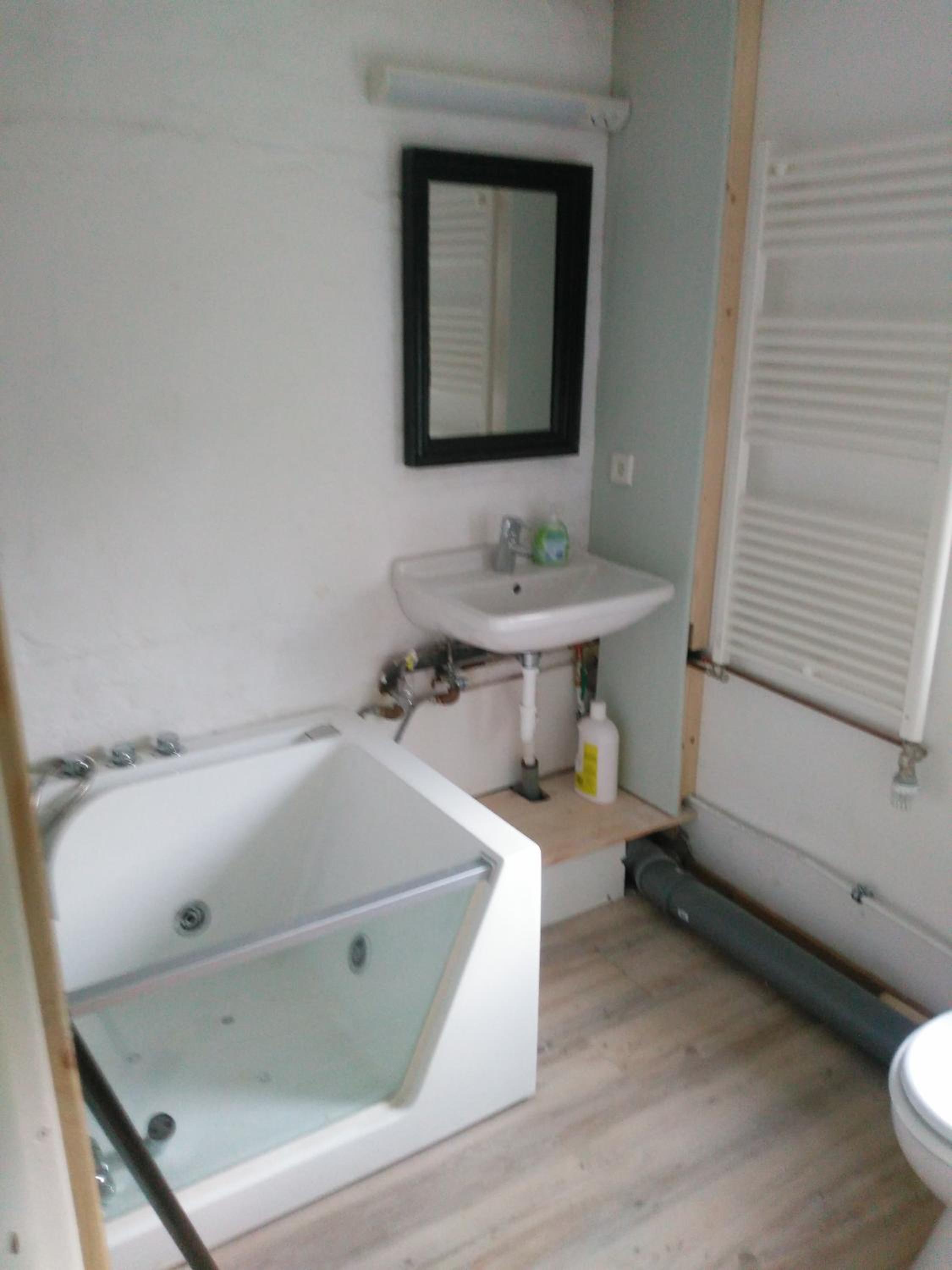 Ruhe und Erholung mit Whirlpool