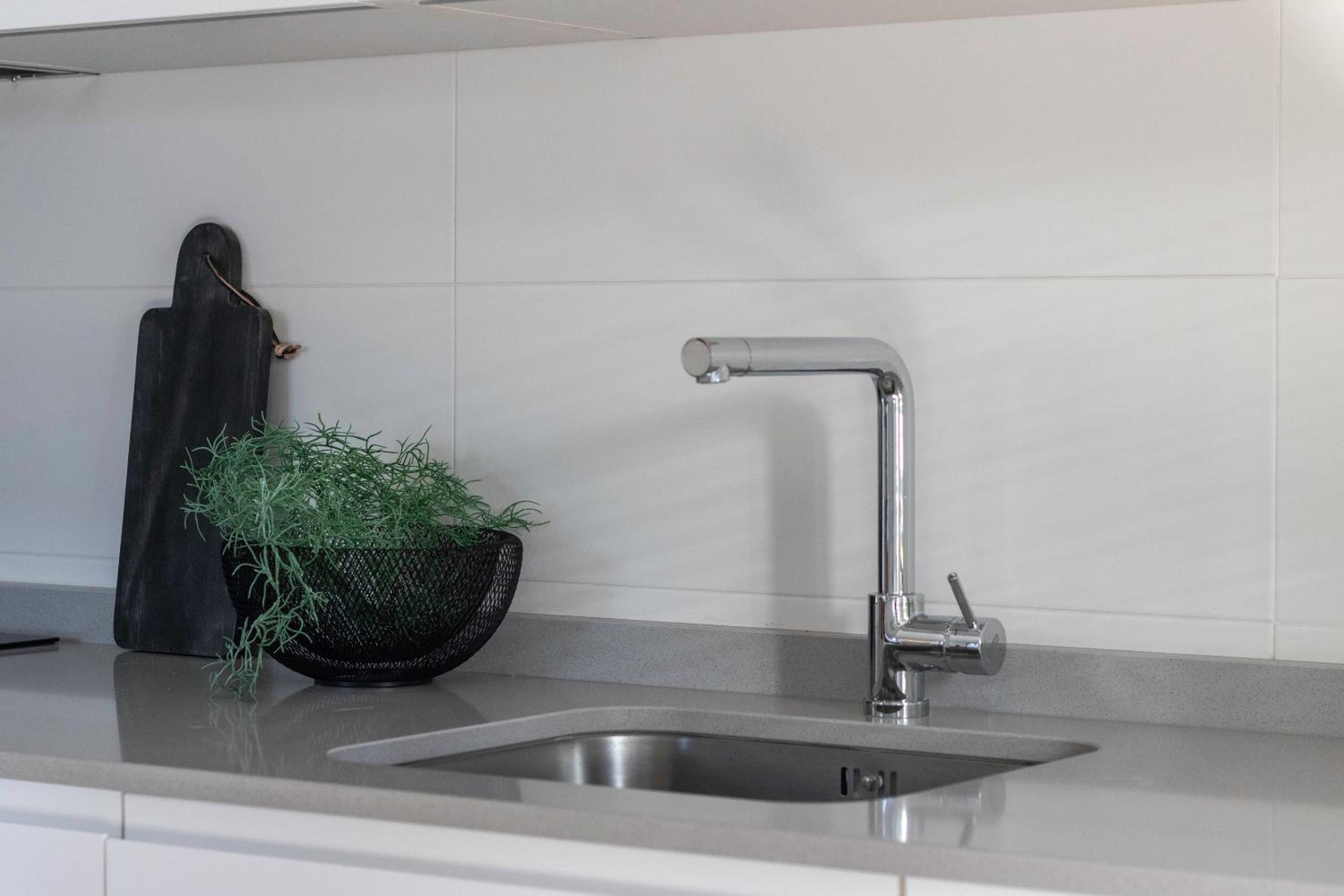 AkomodaT en Precioso y Moderno con Jardín y Parking