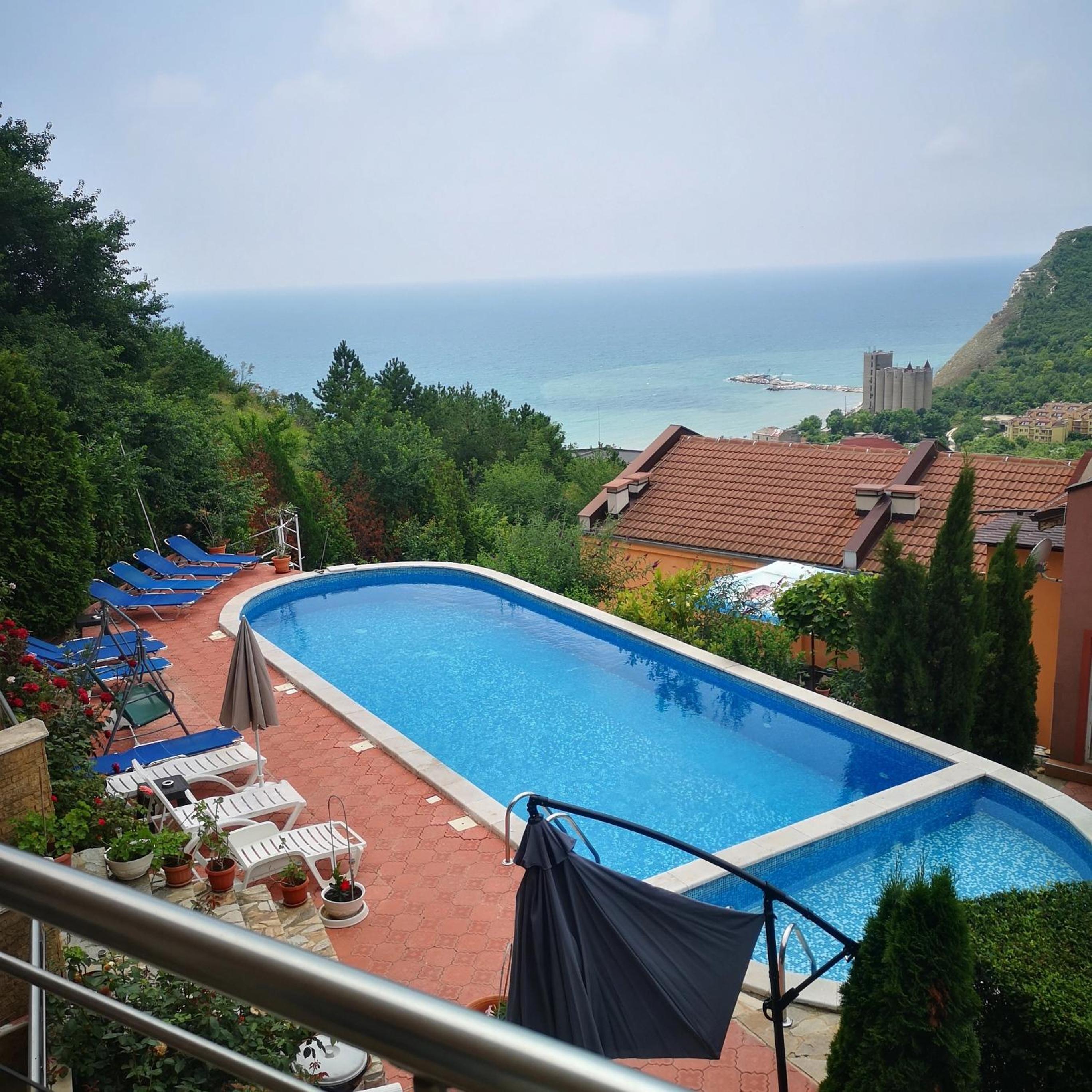 The Seaview Penthouse complex Karia