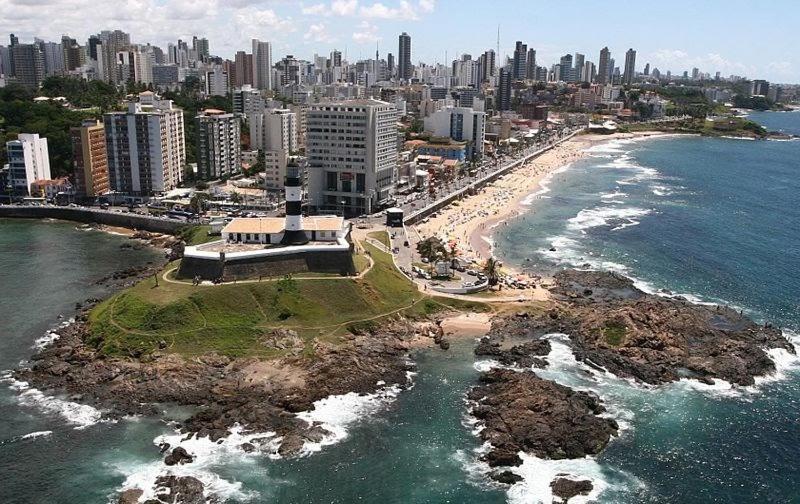 Farol Barra Flat maravilhoso 2 quartos Barra Salvador