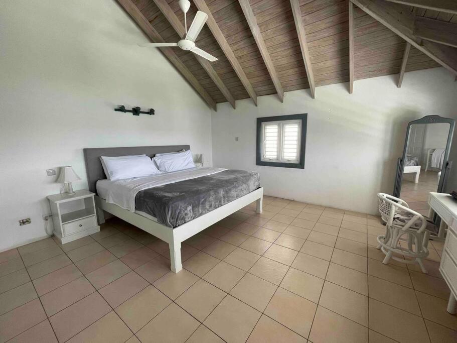 Charleston Beach House Barbados