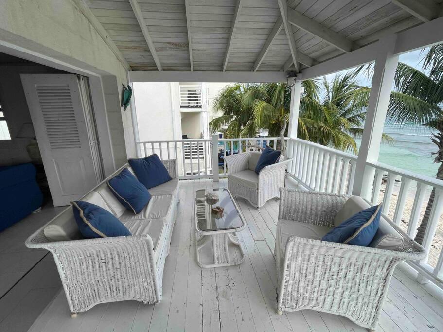 Charleston Beach House Barbados