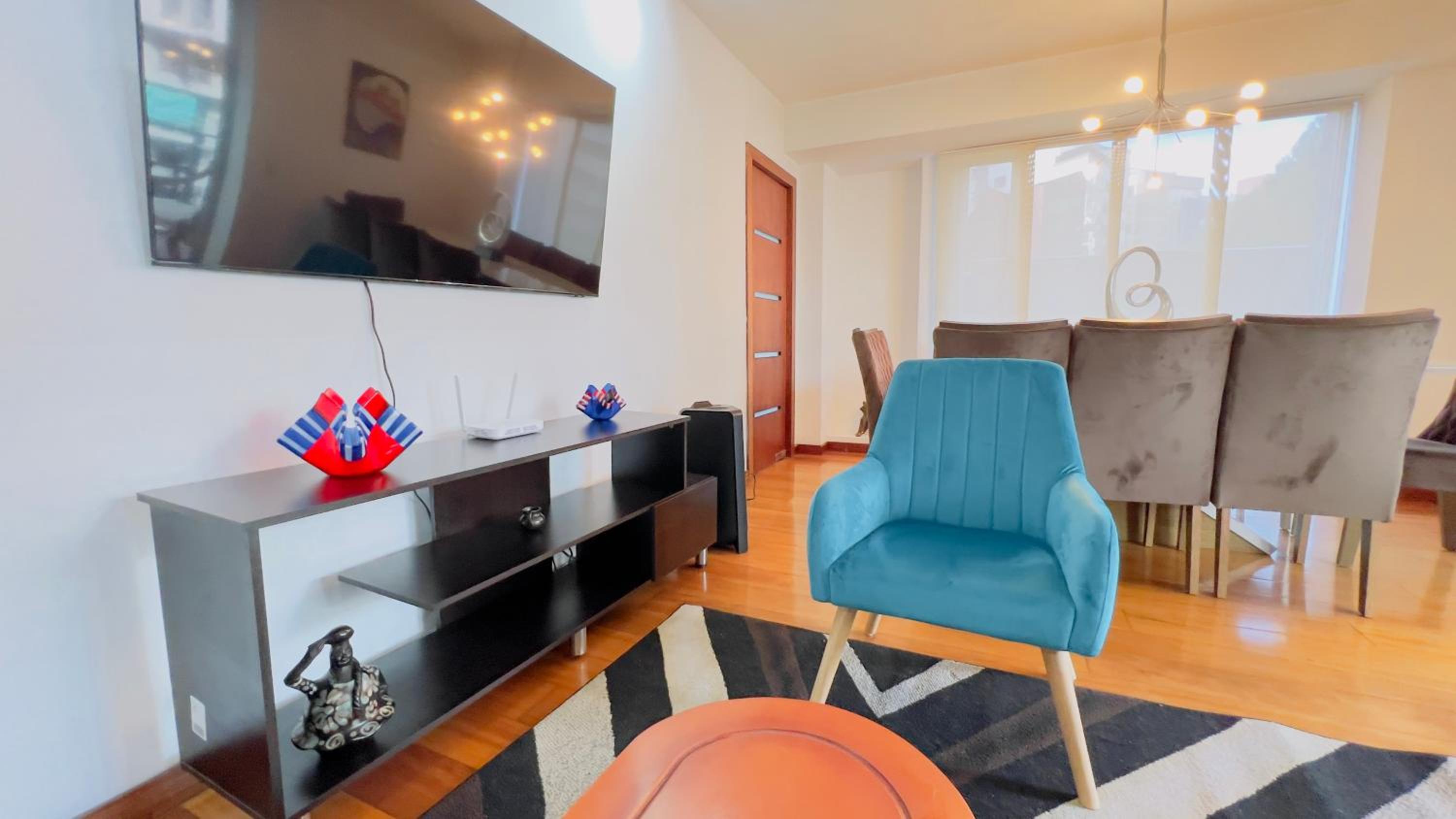 Departamento de lujo 3 dormitorios, 5 camas, 1 sofá cama, 11 personas, con terraza abierta, wiffi y parking free view 5