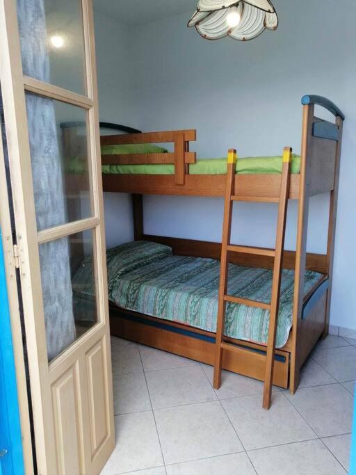 Dina's Beach House photo 4