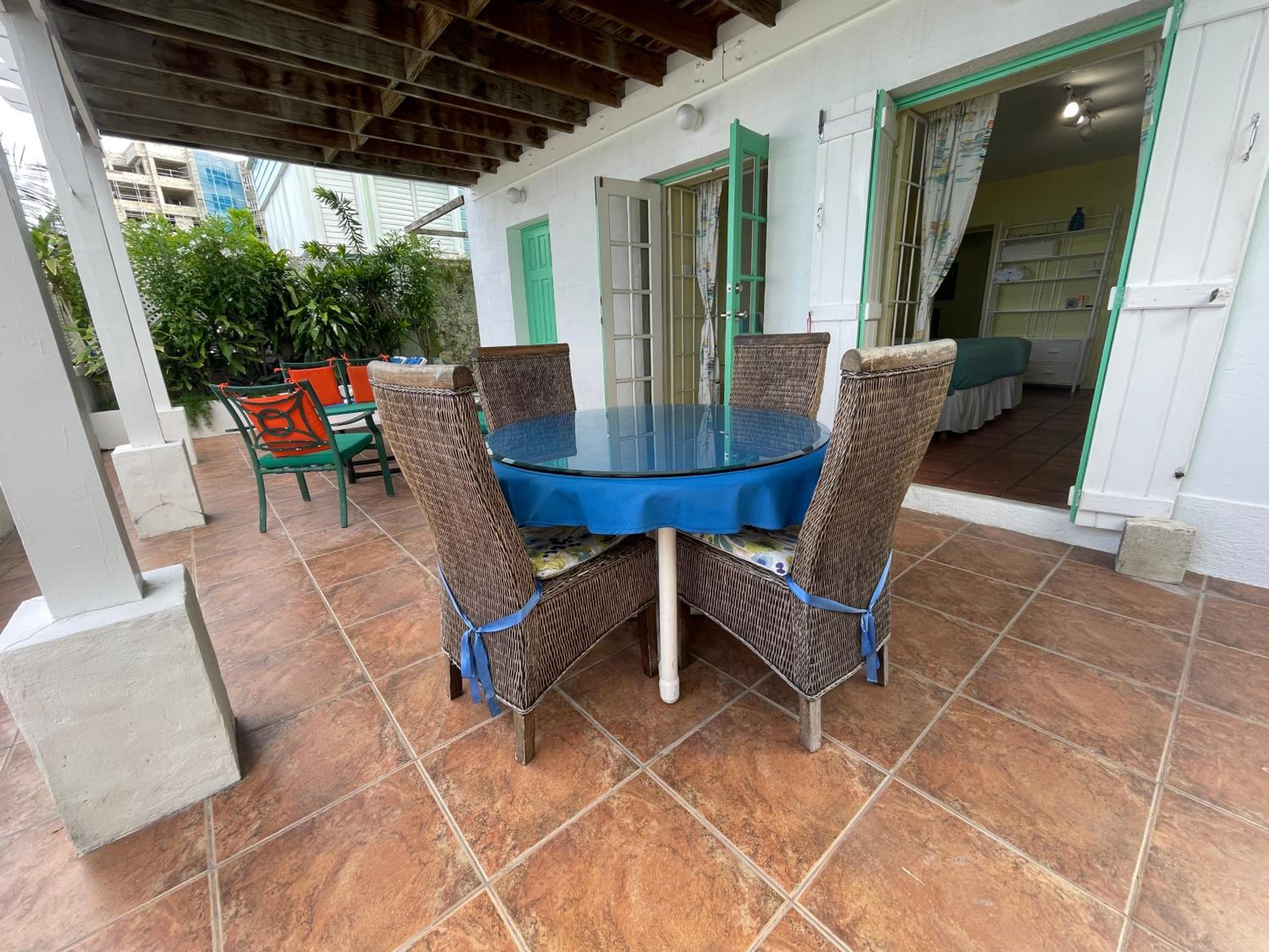 Charleston Beachfront 1 Bedroom Apartment