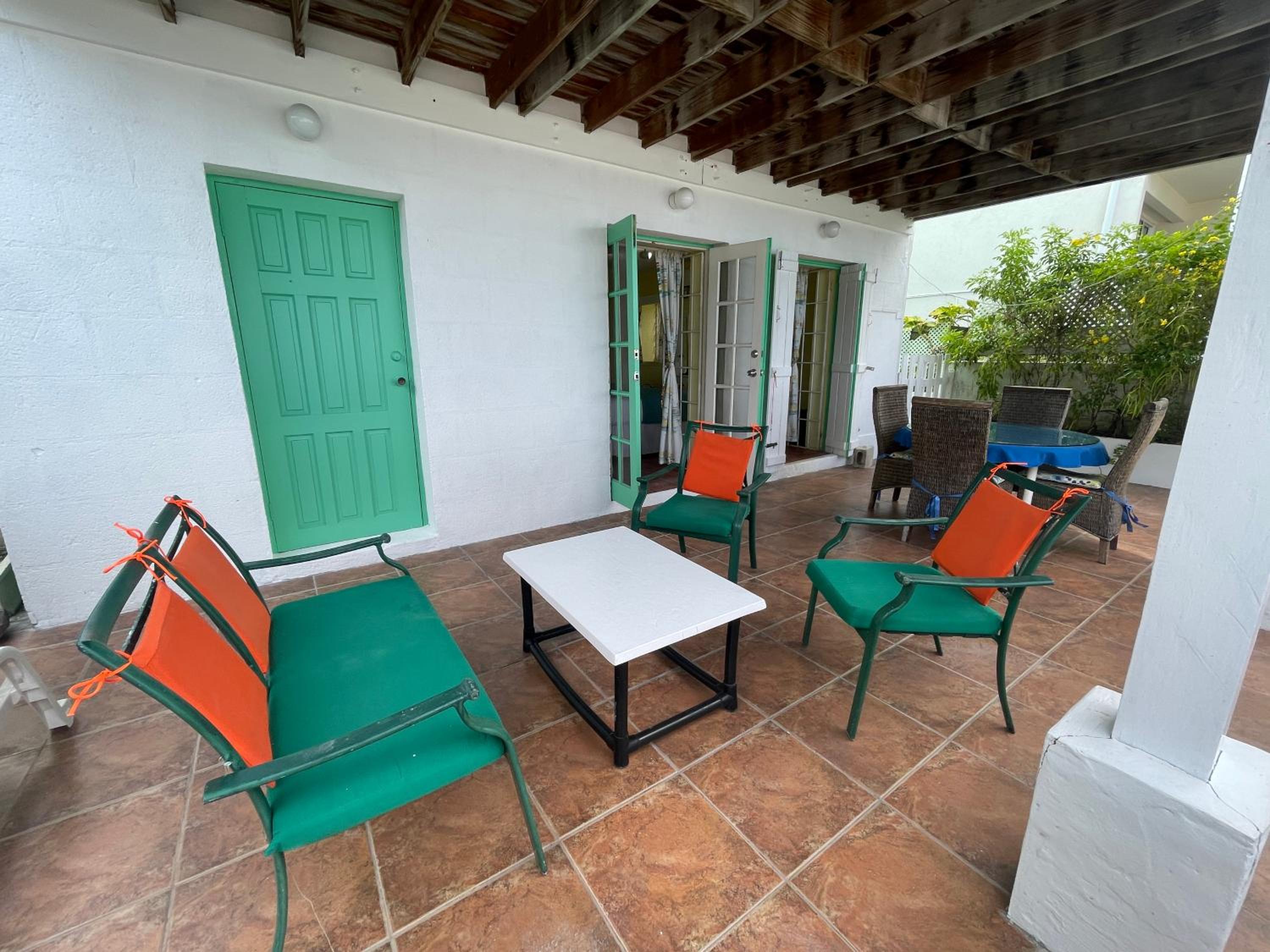 Charleston Beachfront 1 Bedroom Apartment