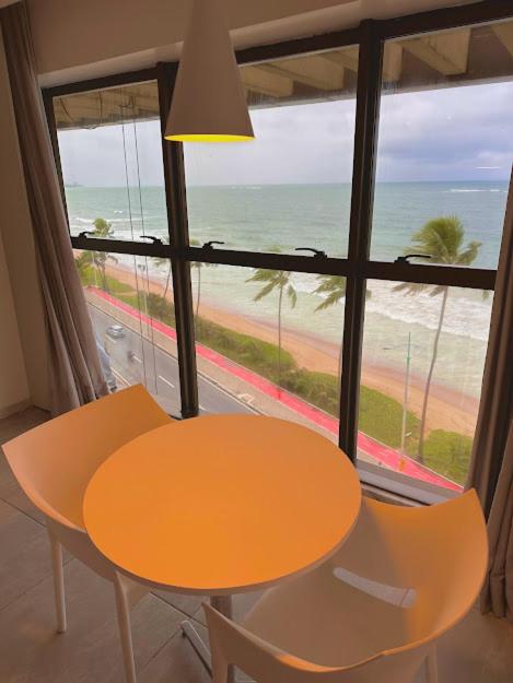 Flat luxo frente mar hotel Ritz Suites
