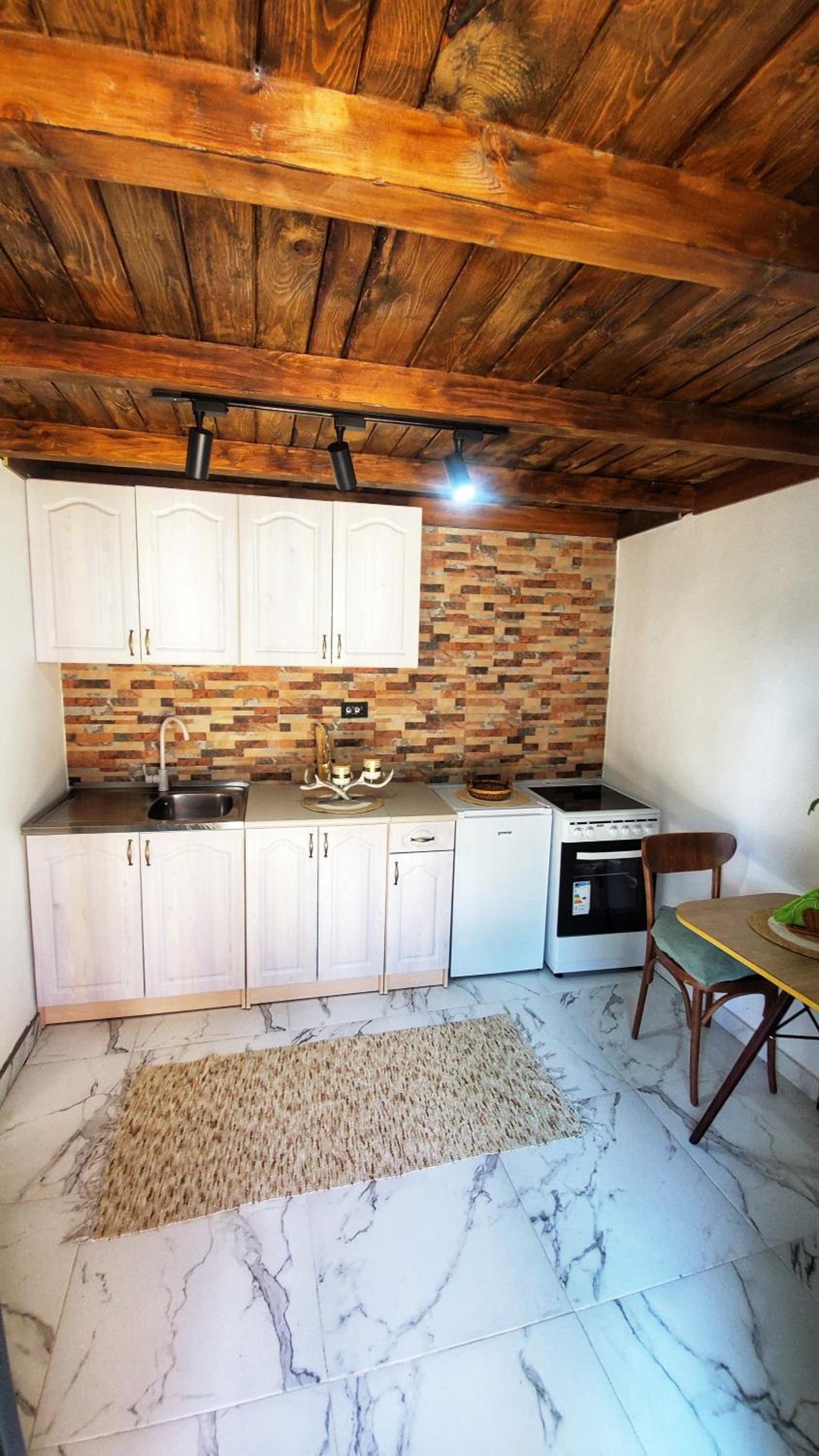 Coratina Cottage
