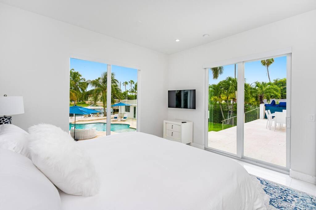 EXCLUSIVE PRIVATE RETREAT IN MIAMI !